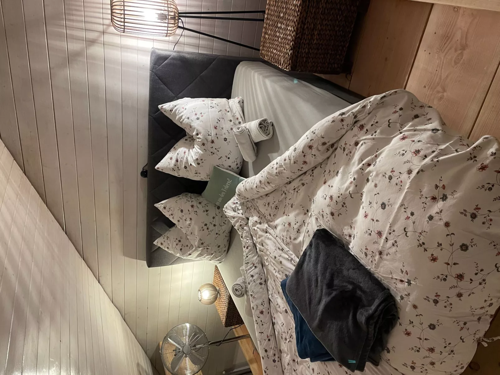 Max Mountain View-Image-tags.info