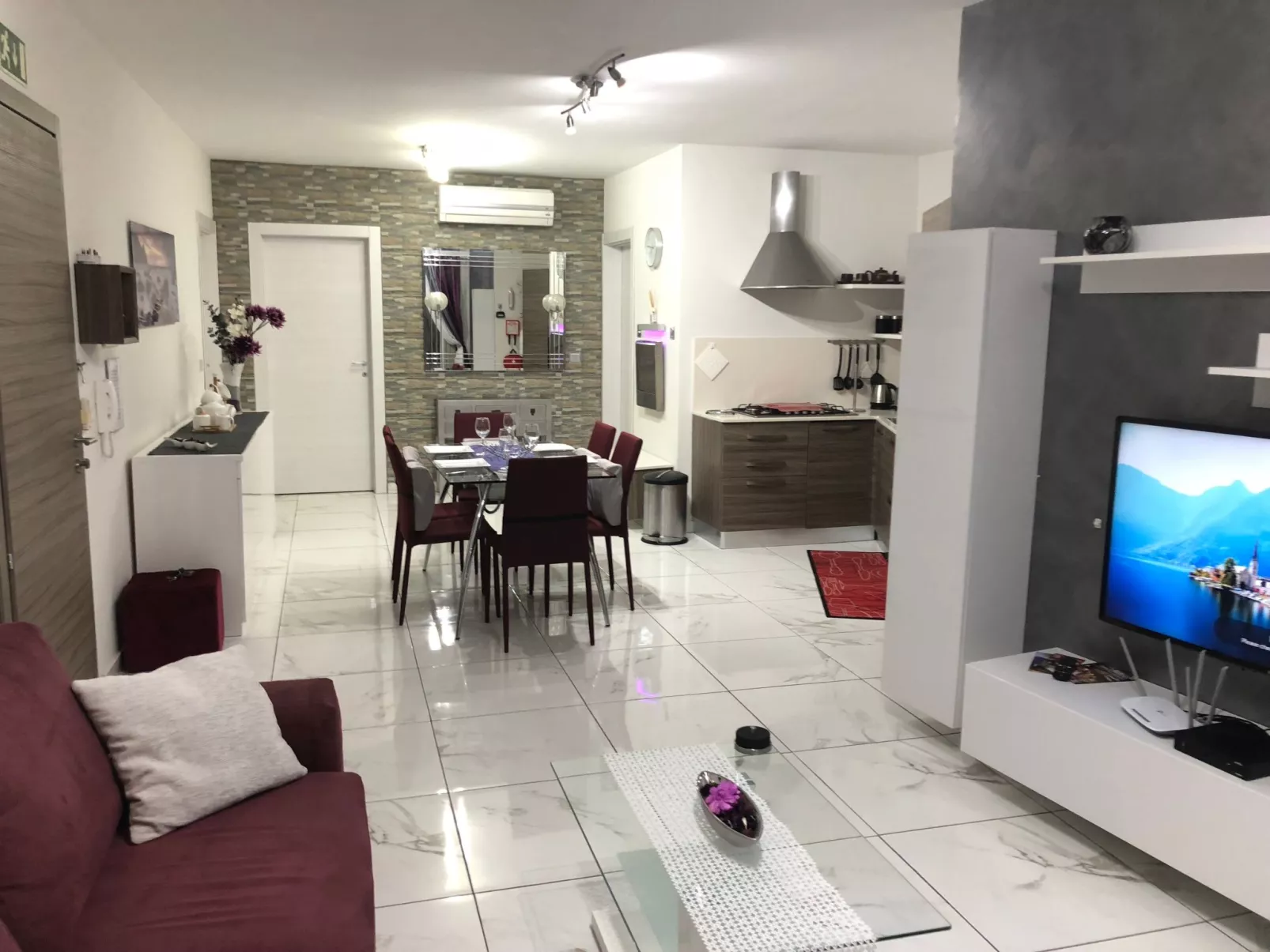 Gemütliche Ferienwohnung mit Meerblick-Image-tags.info