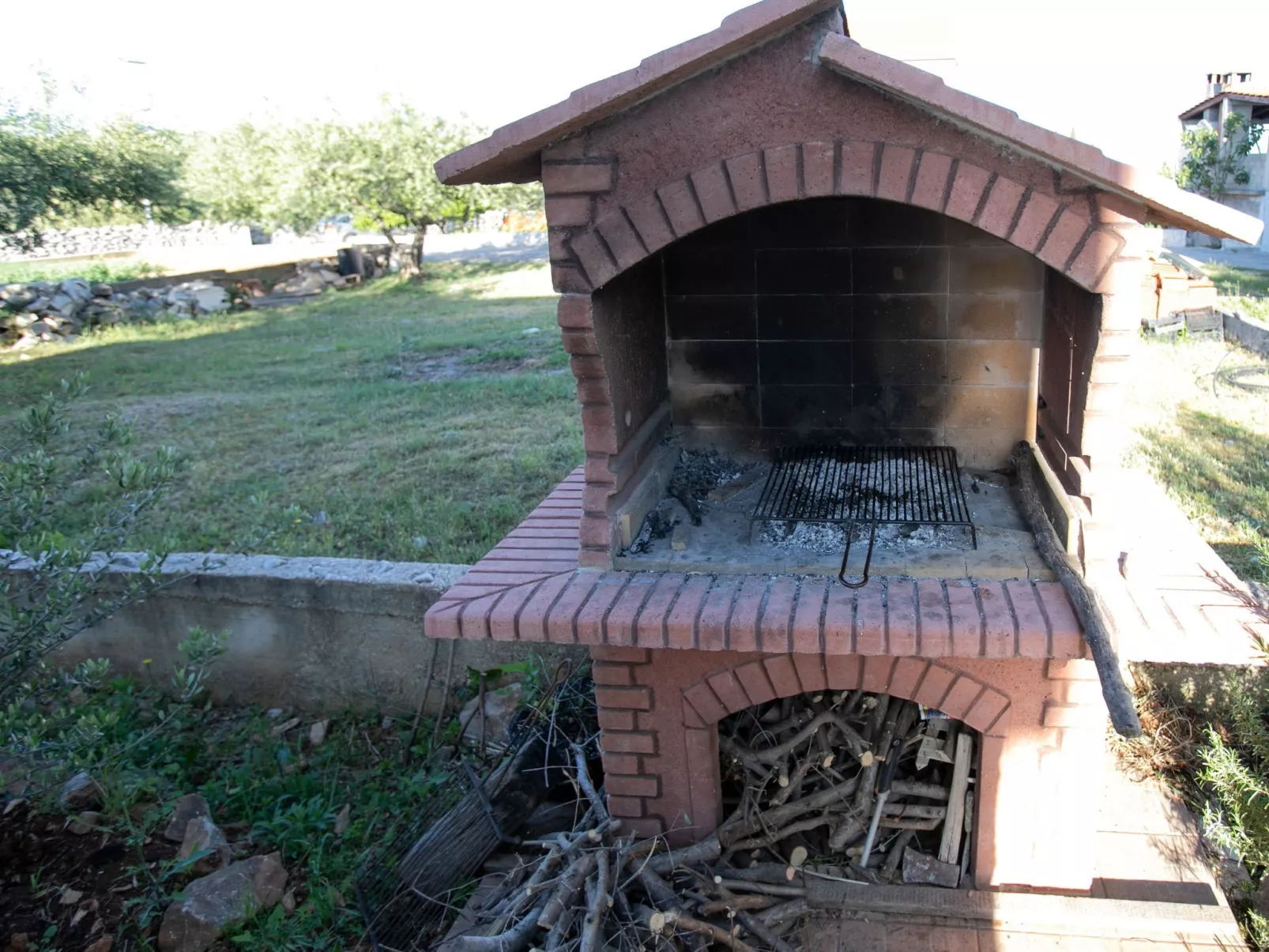 Kadulja Wohnung-Buiten
