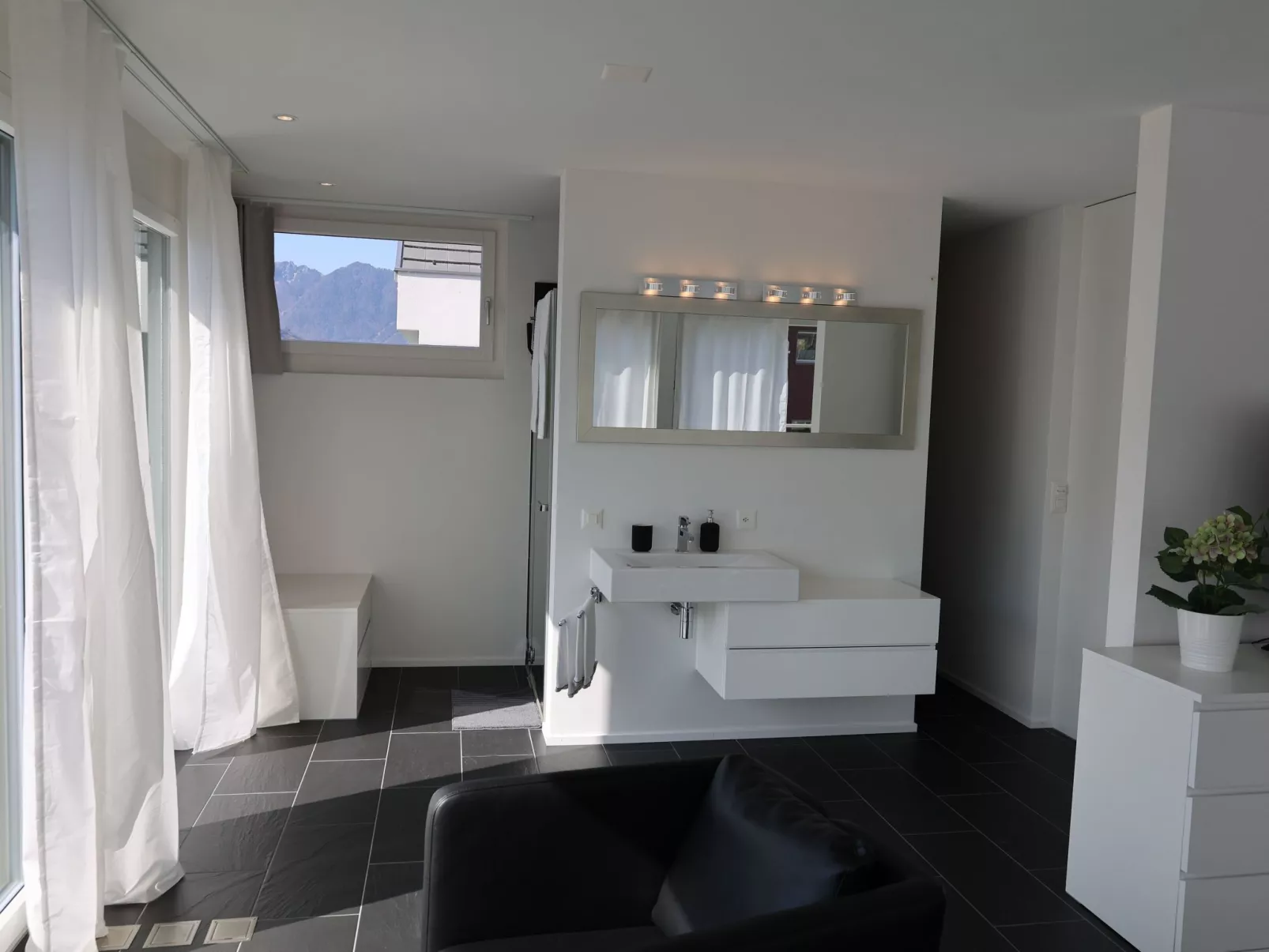 Villa am See 2 / Beach House-Binnen