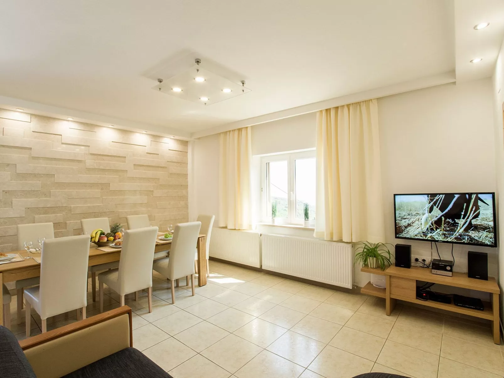 Ferienvilla "Lucian" mit Blick auf das Wasser-Binnen