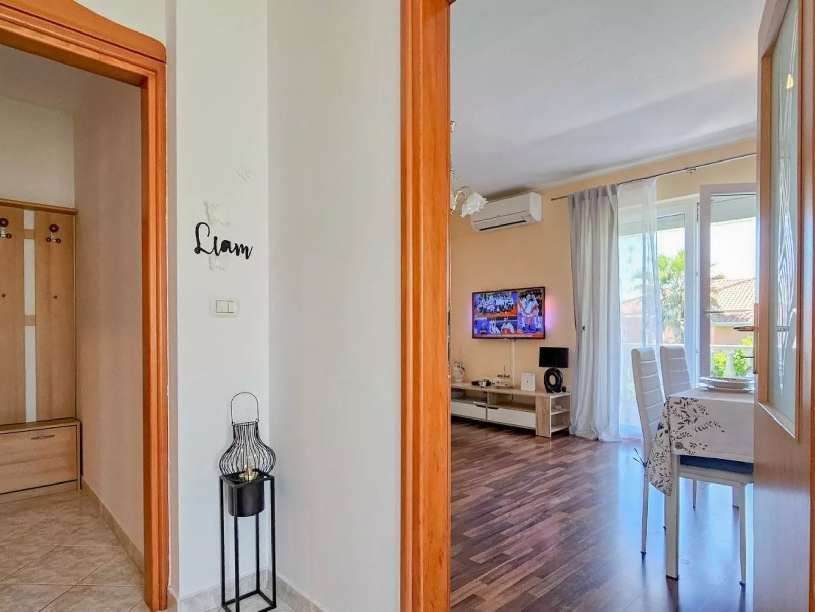 Wunderschönes Appartement in Bužinija mit Schöner Terrasse-Binnen