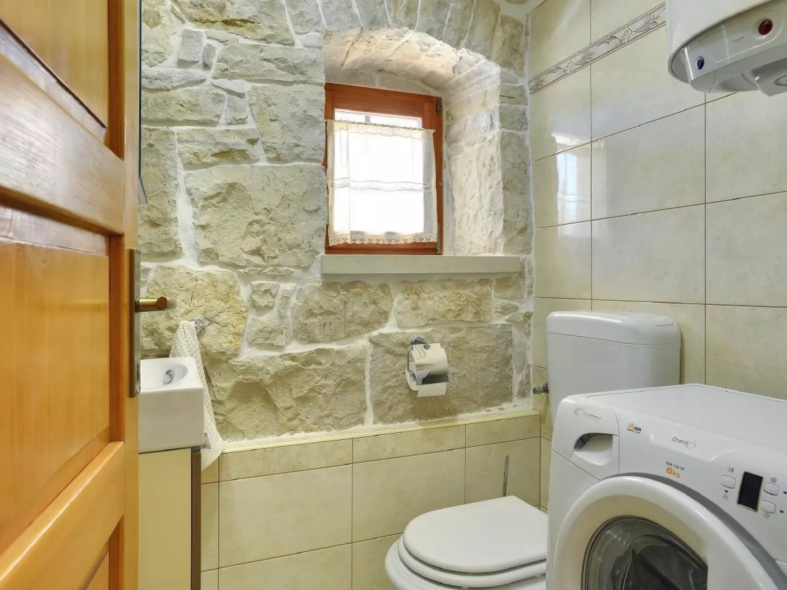 Appartement in Rakalj mit Großem Garten und Panoramablick-Image-tags.info