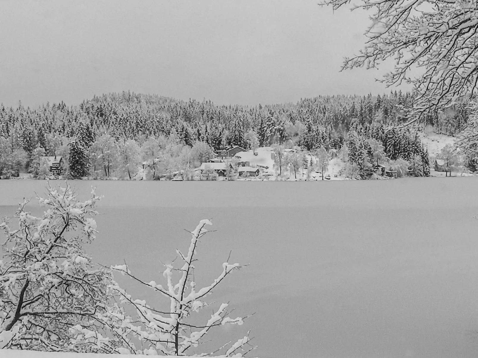 Schwedisches Glück, zwischen Wäldern und einem See-Buiten
