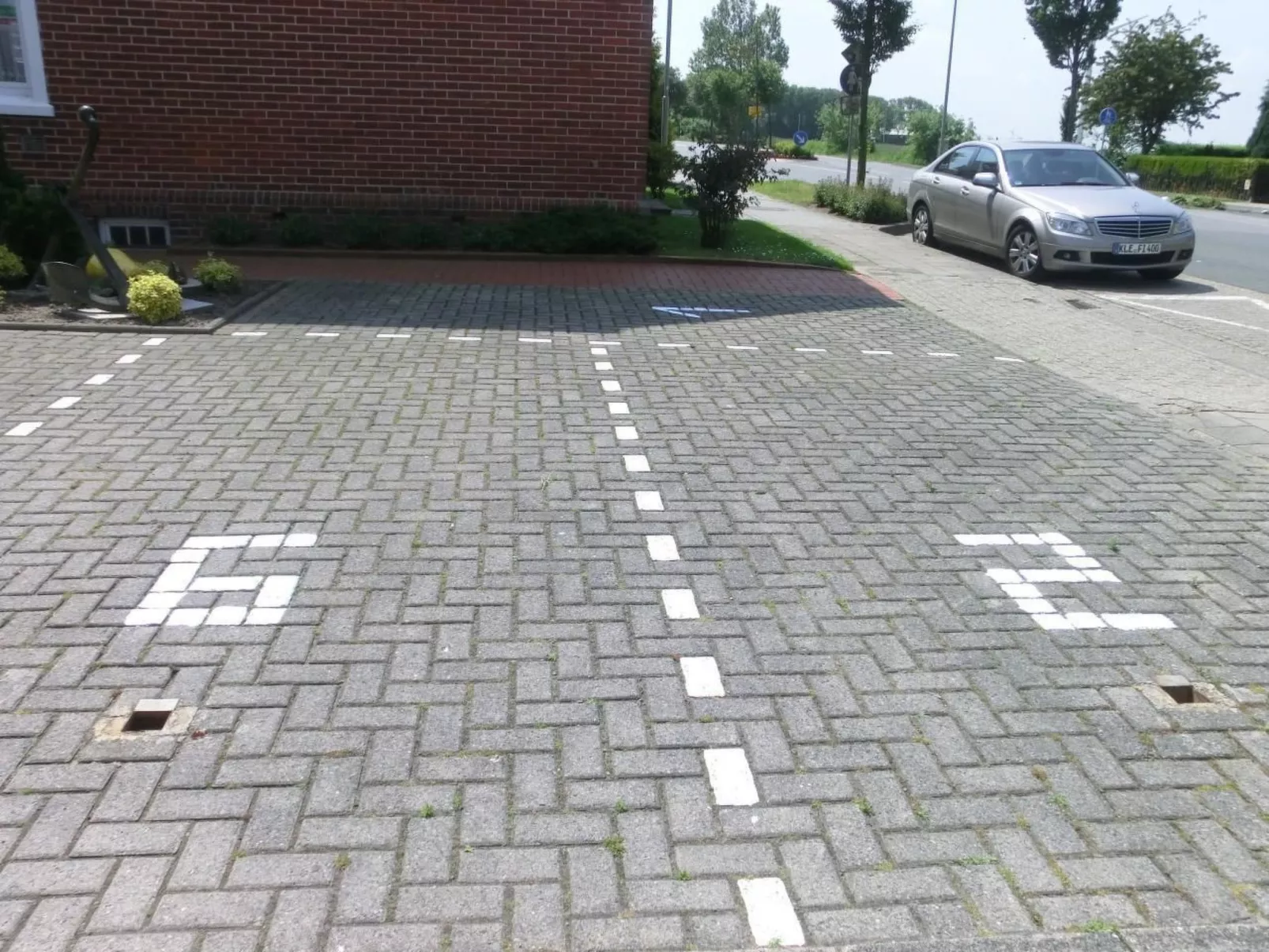 Fuchsbau-Image-tags.info