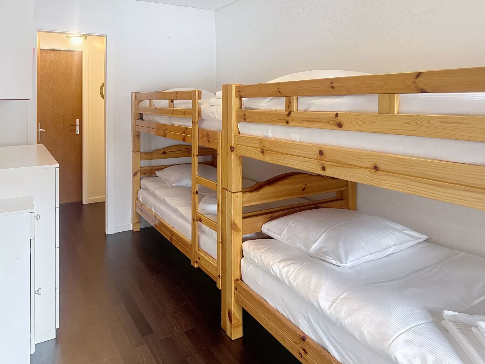 Morgins 6P, Ski-in Ski-out, Parkplatz, zentral, WiFI-Binnen