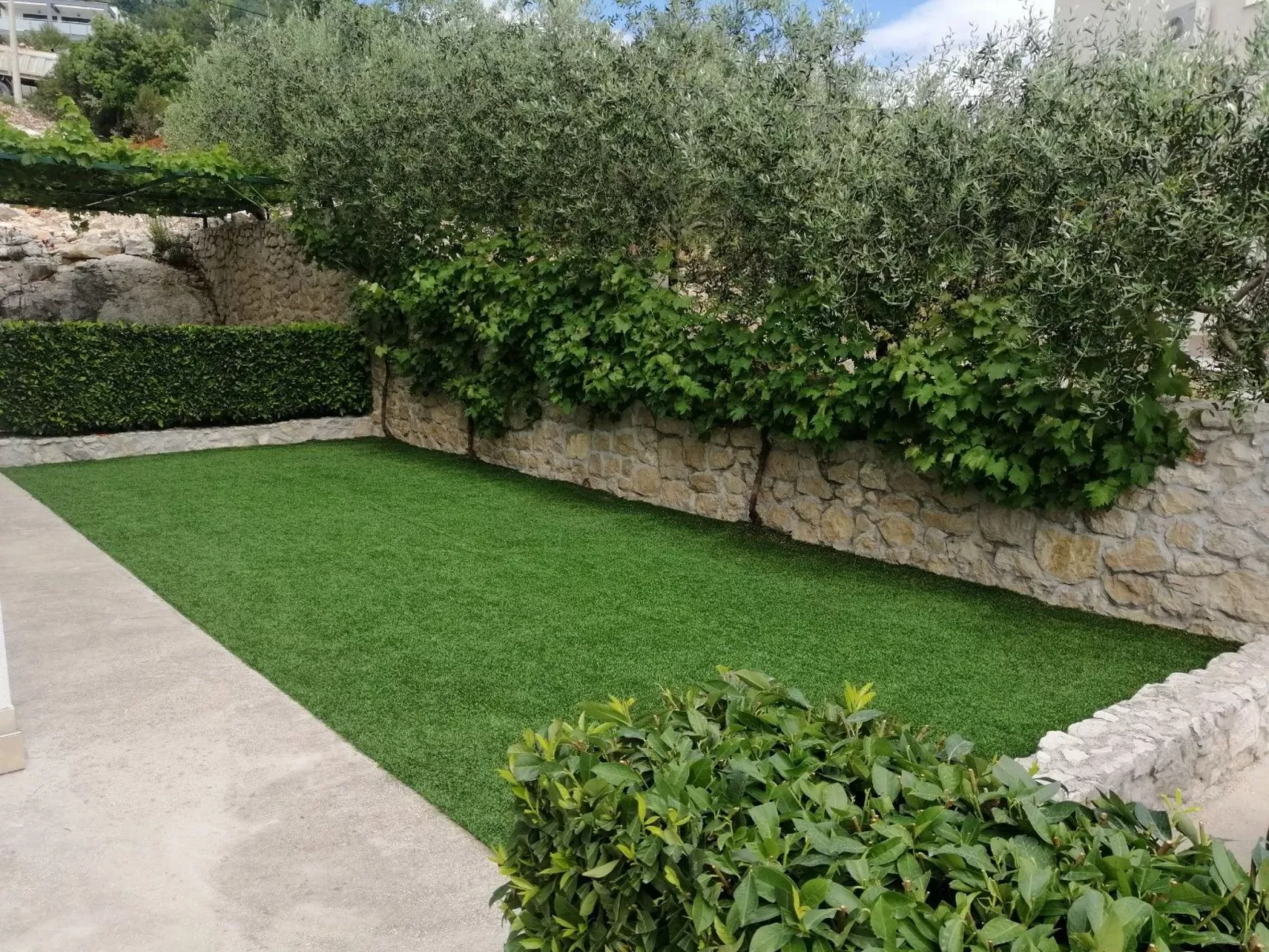 Moderne Ferienwohnung mit Meerblick-Buiten