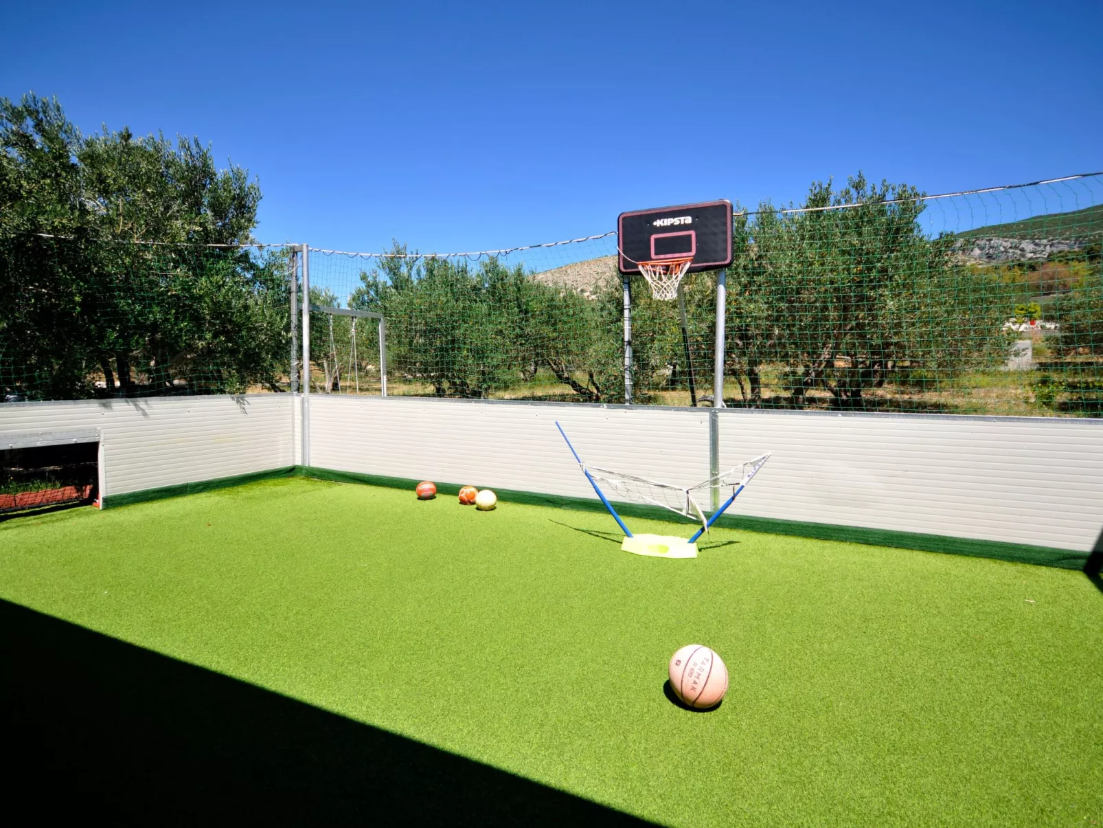 Villa Rimac in Kastel Stafilic mit Garten, Grill-Buiten