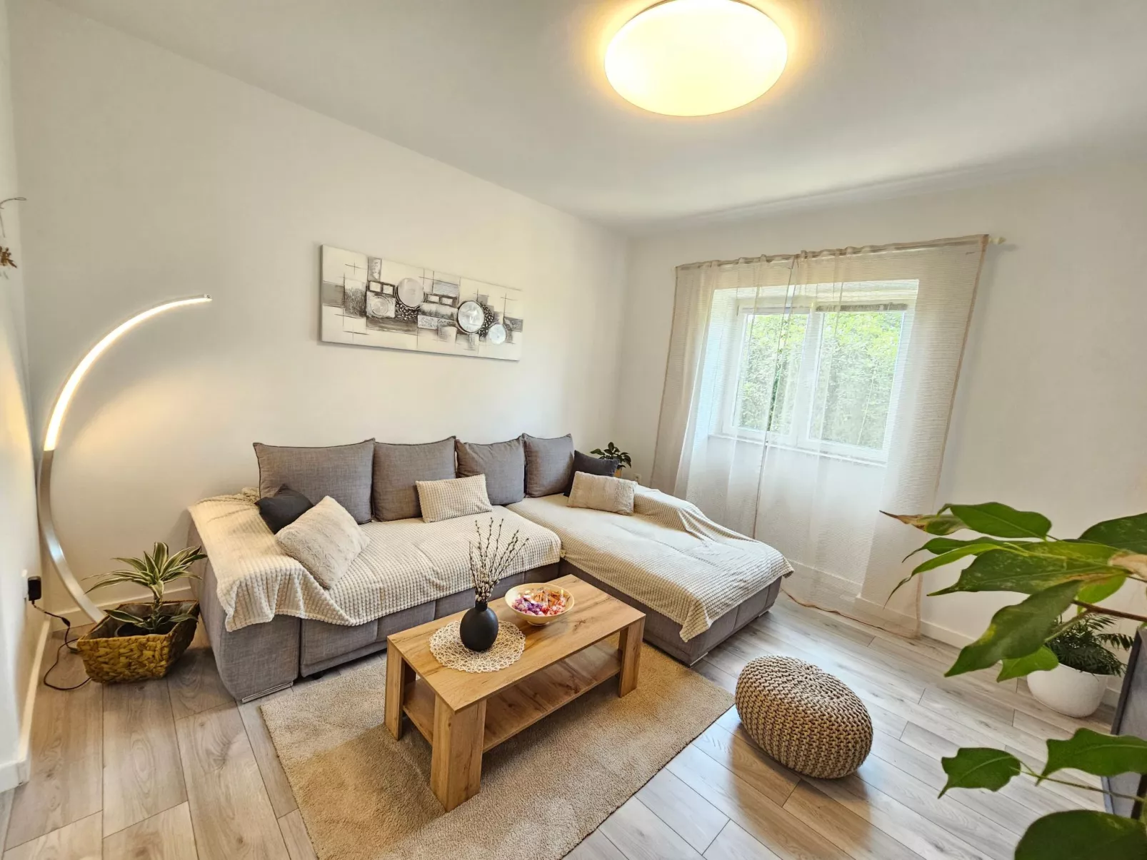 Wohnung mit Terrasse, 200m vom Strand entfernt-Binnen