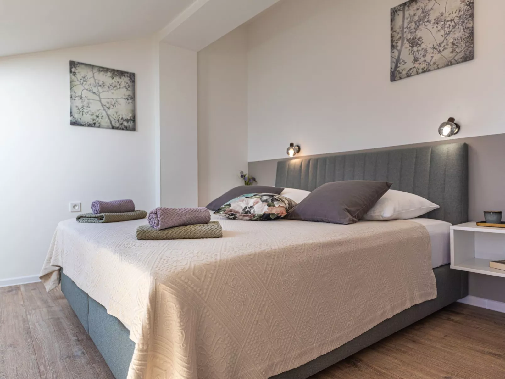 App mit Meerblick und Pool für 2-4 Personen-Binnen