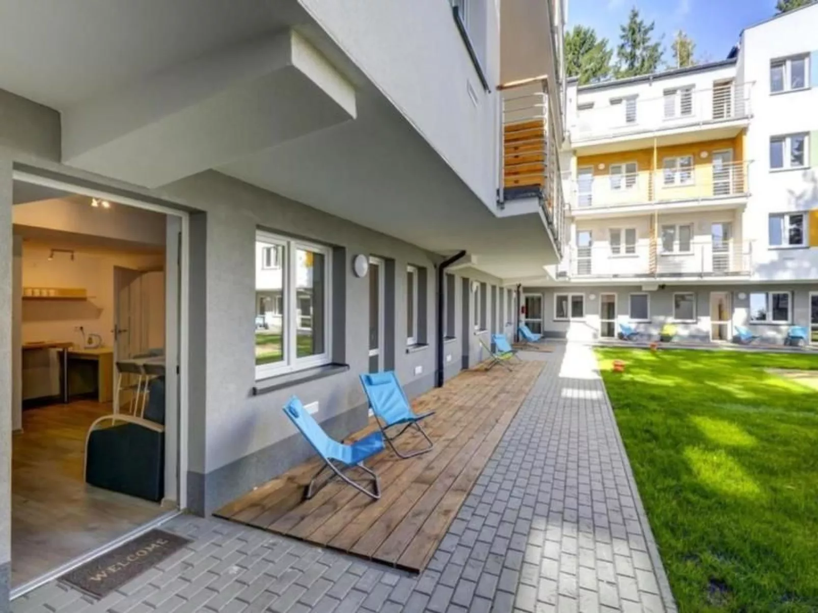 Studio-Wohnung "Apartment 16B" mit Schwimmbad-Buiten