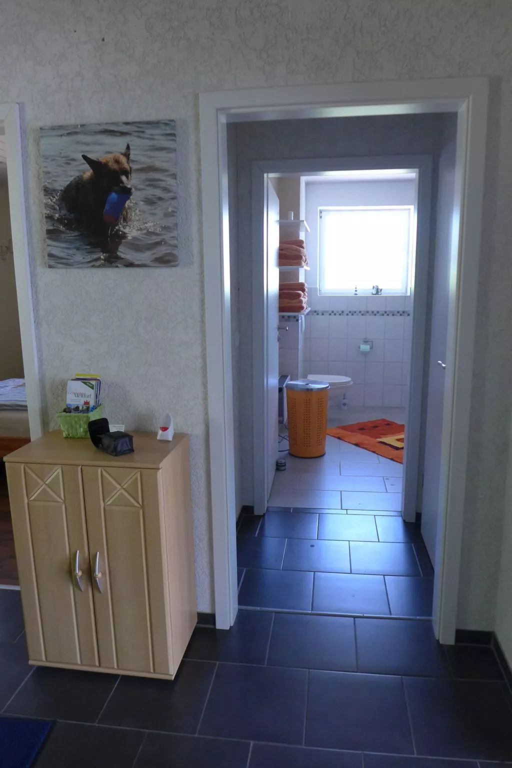 Gemütliches Ferienhaus am Deich mit Gartenzimmer-Binnen