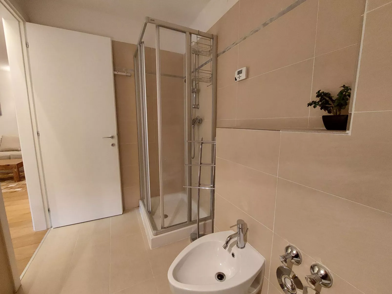 Rosie desing skipist-Binnen