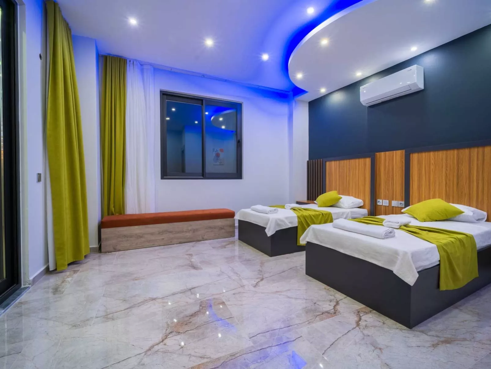 Romantische Luxusvilla "Sard 1" mit Jacuzzi-Image-tags.info