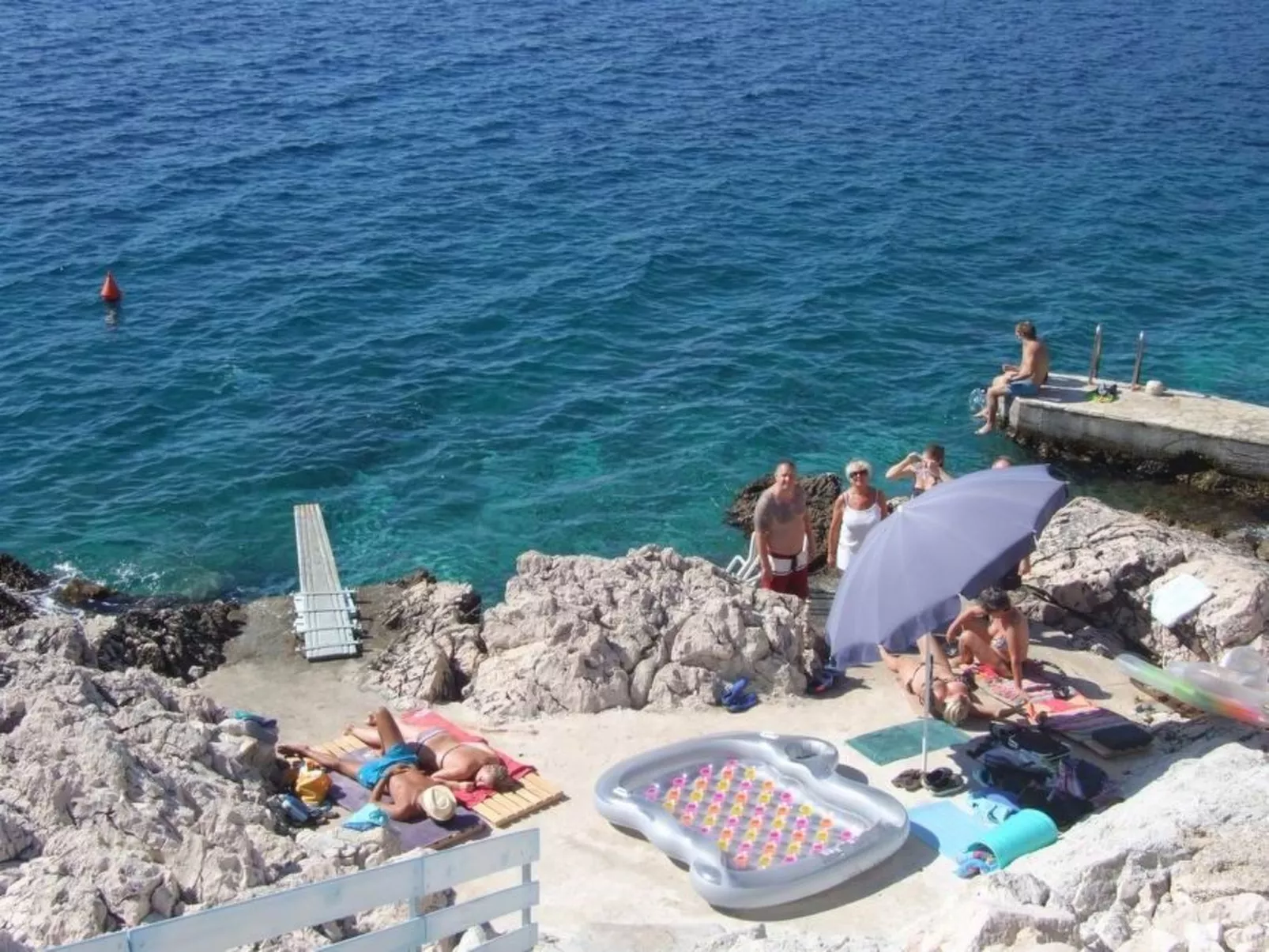 In Sevid mit Gemeinsamer Terrasse und Meerblick-Image-tags.info