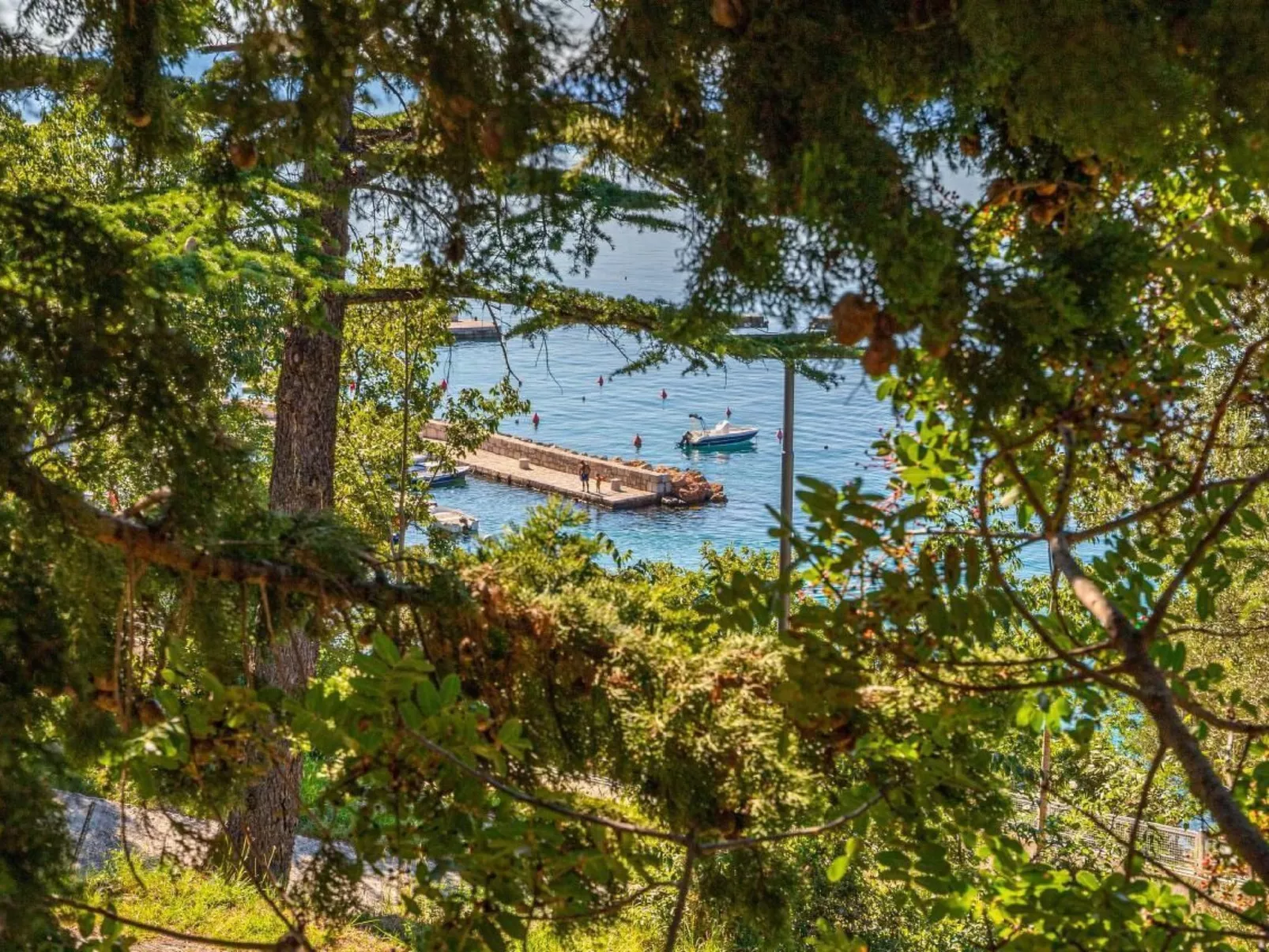 Wohnung in Dramalj mit Kleiner Terrasse-Buiten