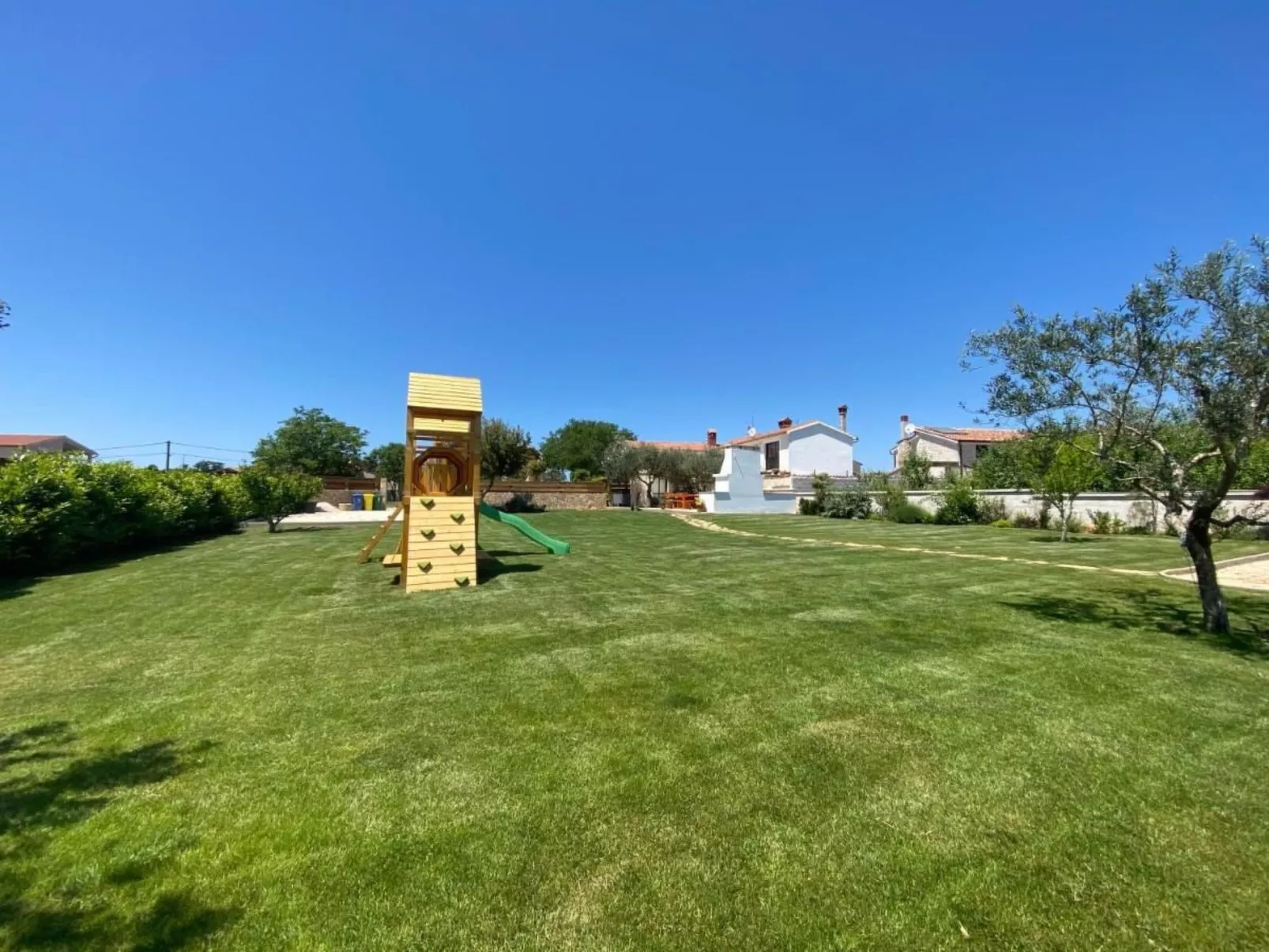 Studio-Wohnung Zara-Buiten