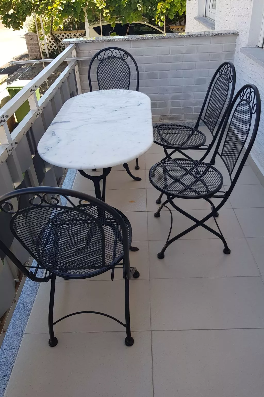 Wohnung Hama Komunela mit Garten und Stellplatz-Buiten