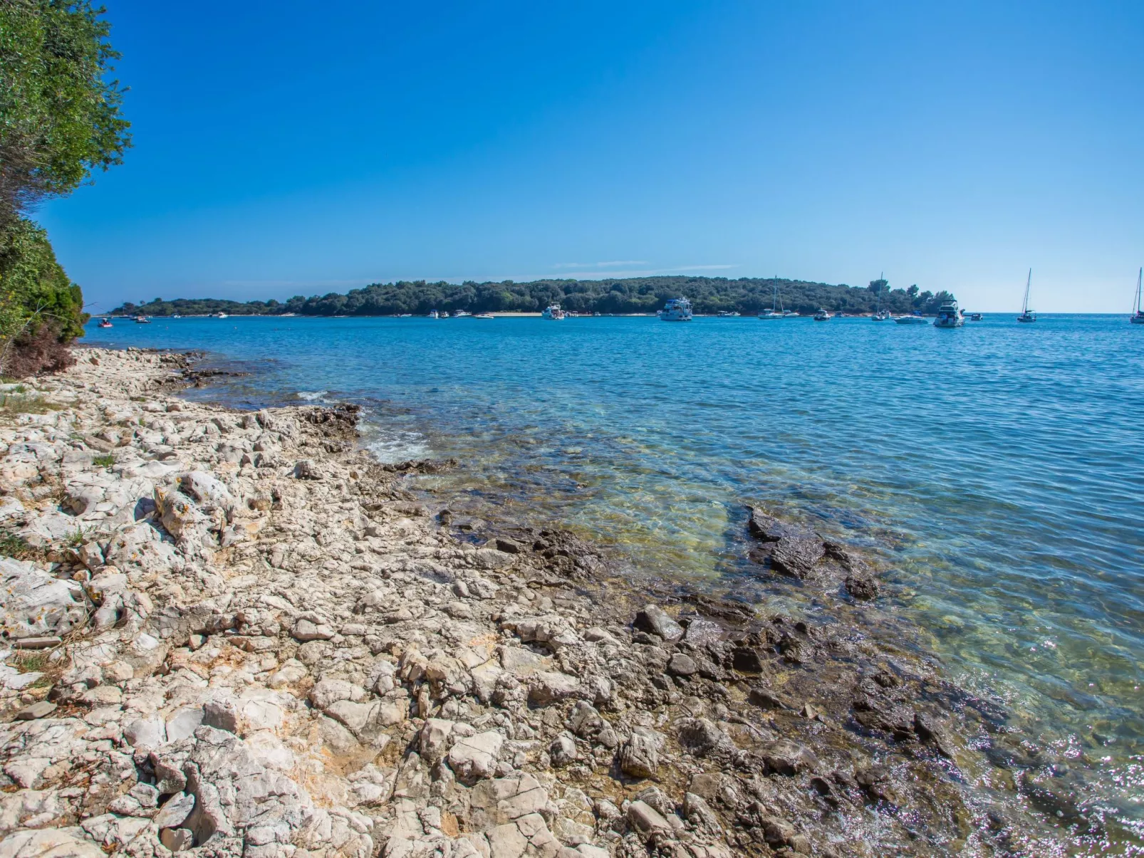 Wohnung in Banjole mit Möblierter Terrasse-Buiten