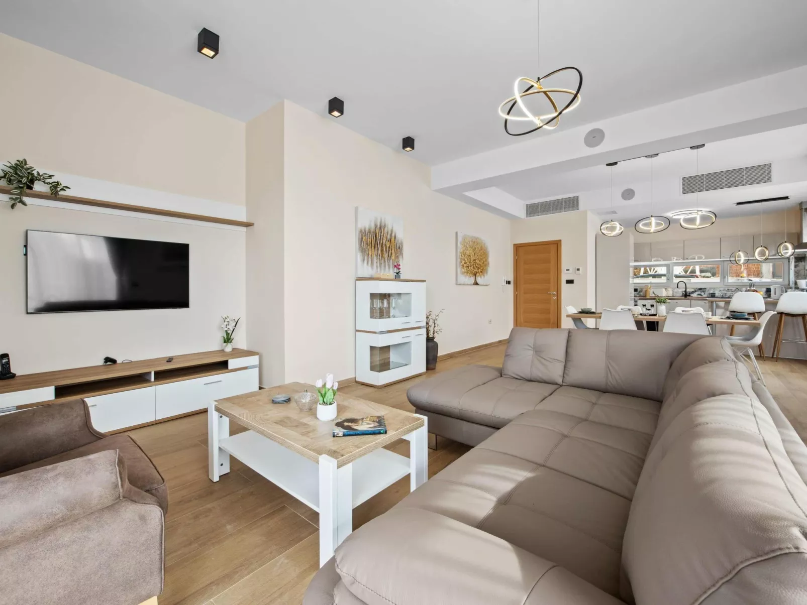 Villa Palma - Luxusvilla am Meer für 6 Personen-Binnen