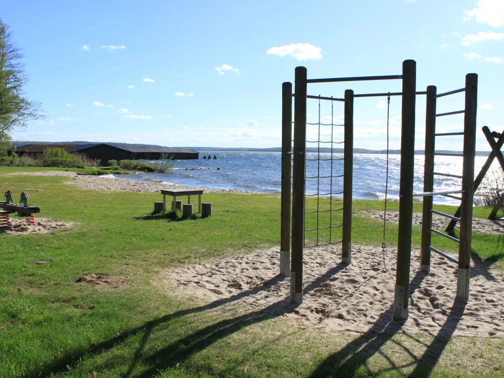 Blockbohlenhaus Plau am See-Buiten