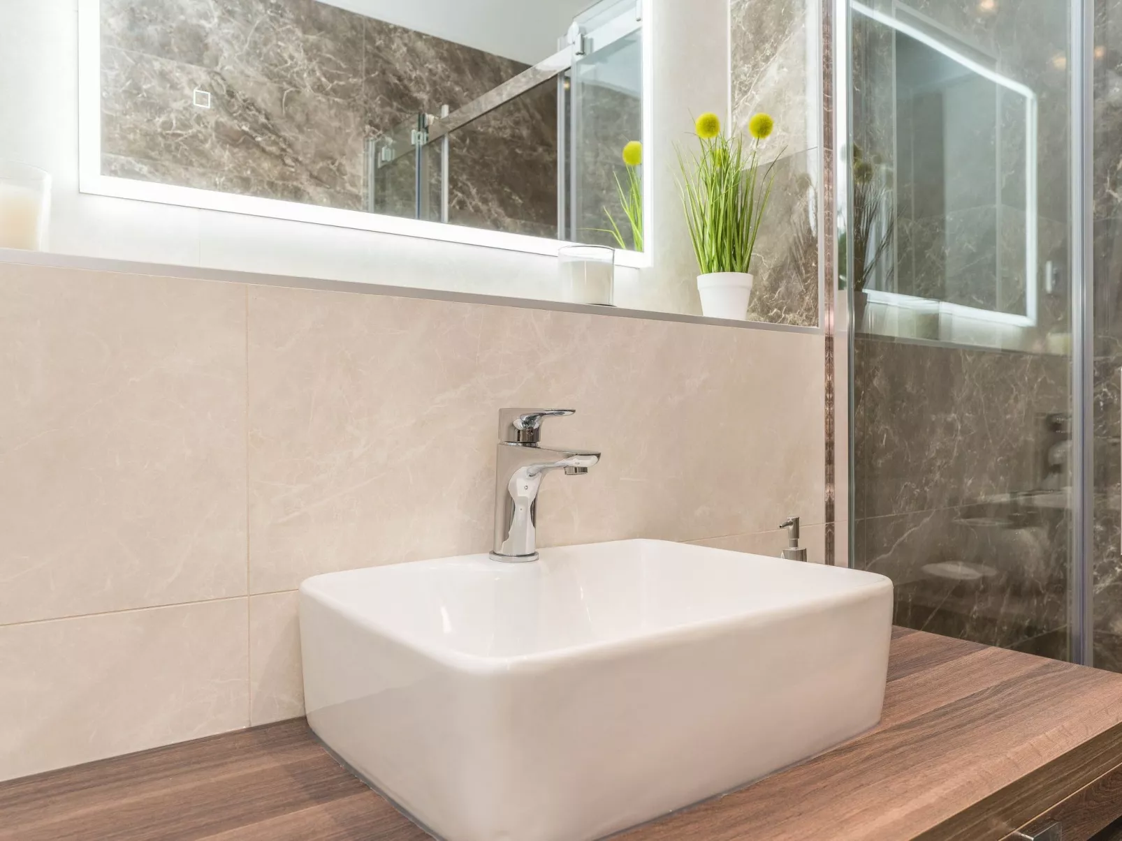 Luxuriöse Villa direkt am Meer - Agentur TA Leut-Binnen