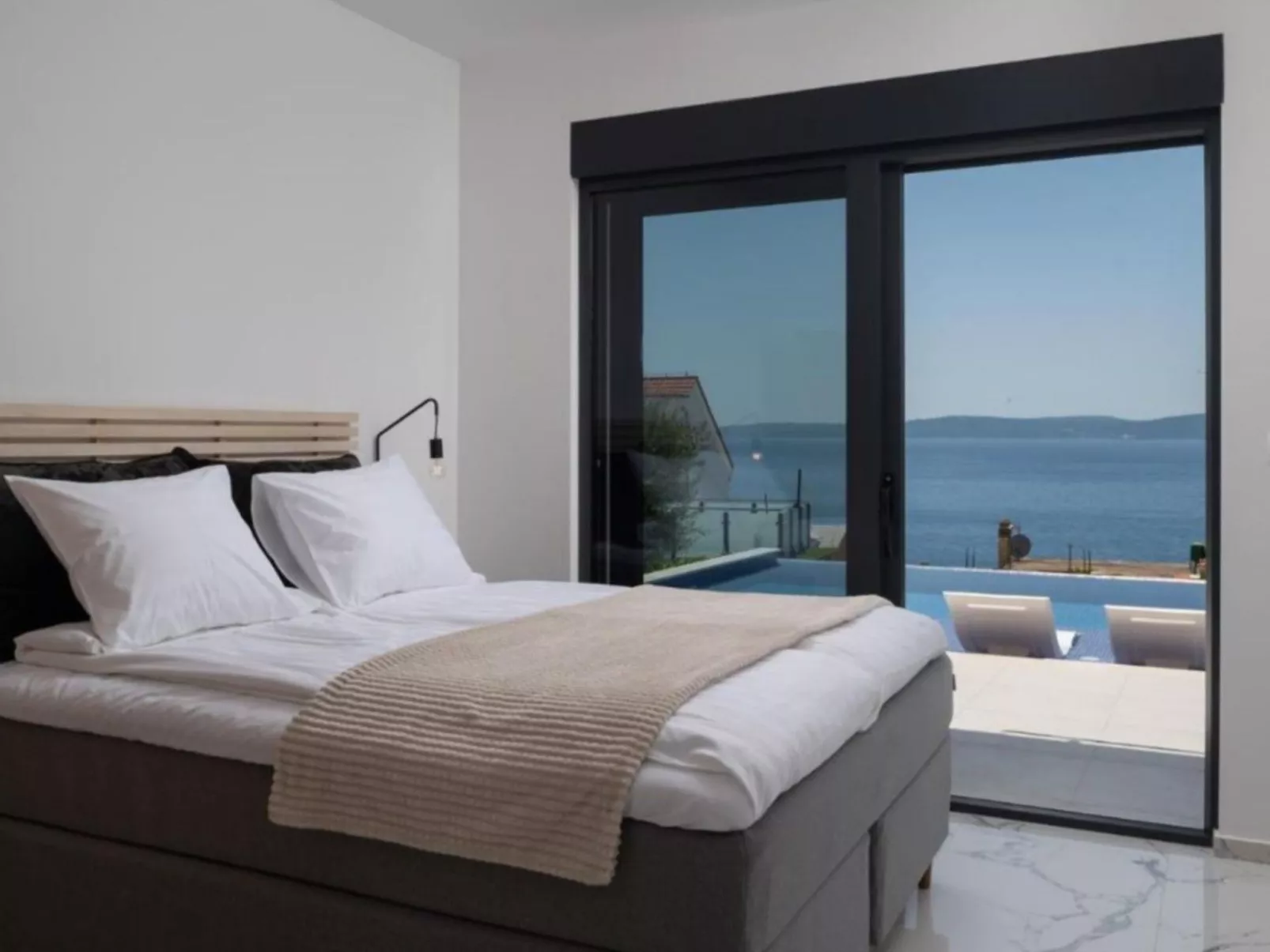 Villa Julian mit beheiztem Pool-Binnen