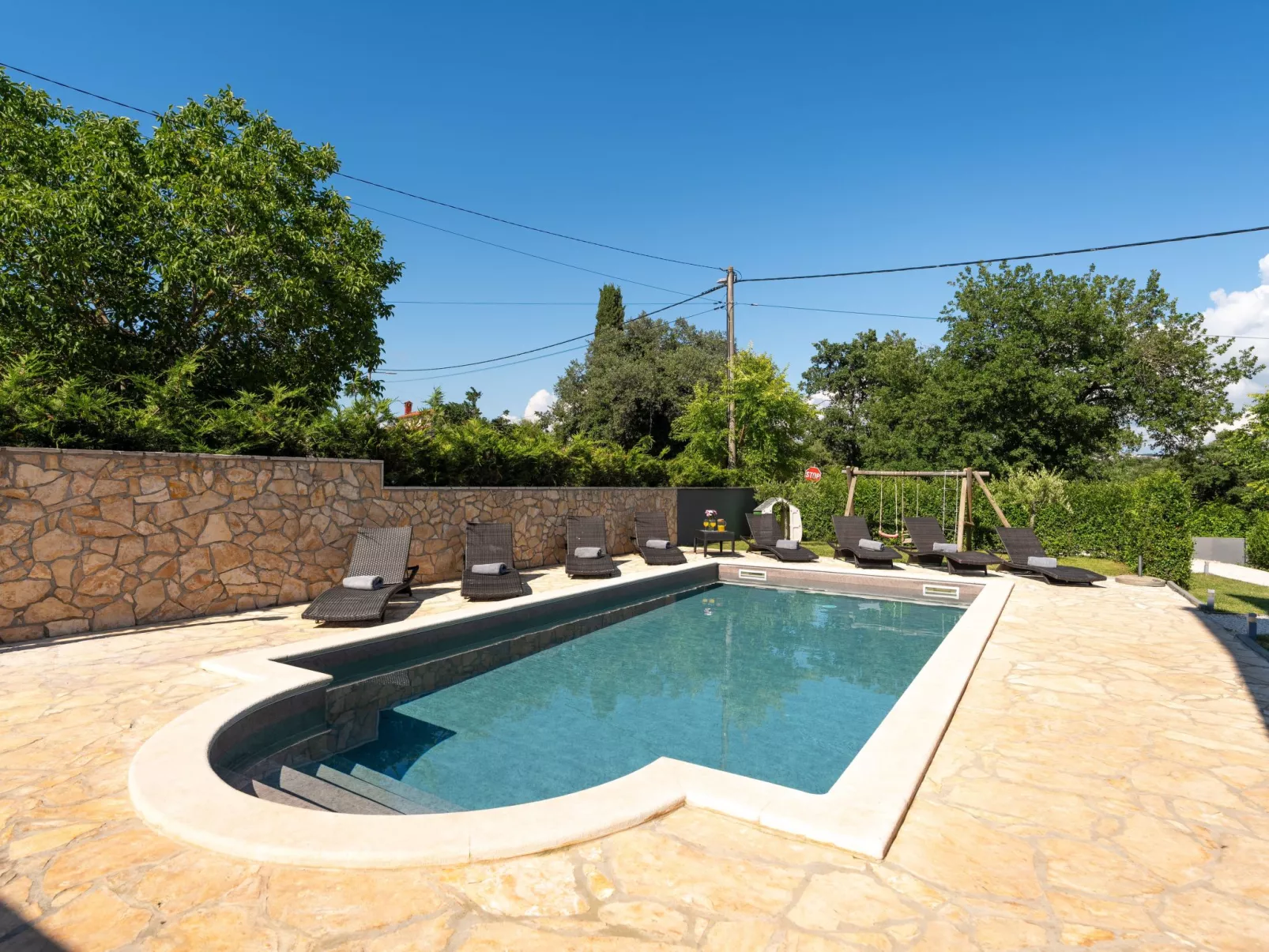 Casa Viola mit Pool, unweit von Lanterna Resort-Buiten