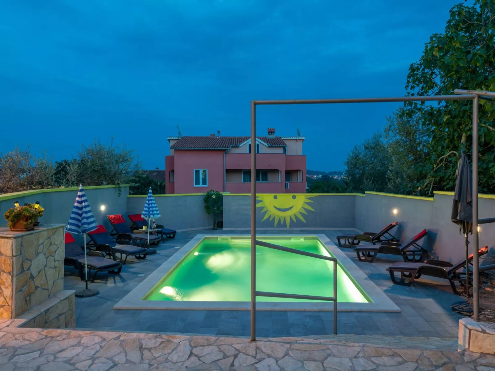 Sunce-Image-tags.info