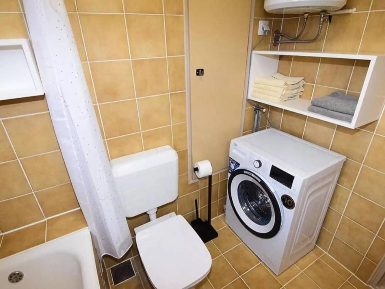 Modern eingerichtete Wohnung in der Nähe des Strandes...-Binnen