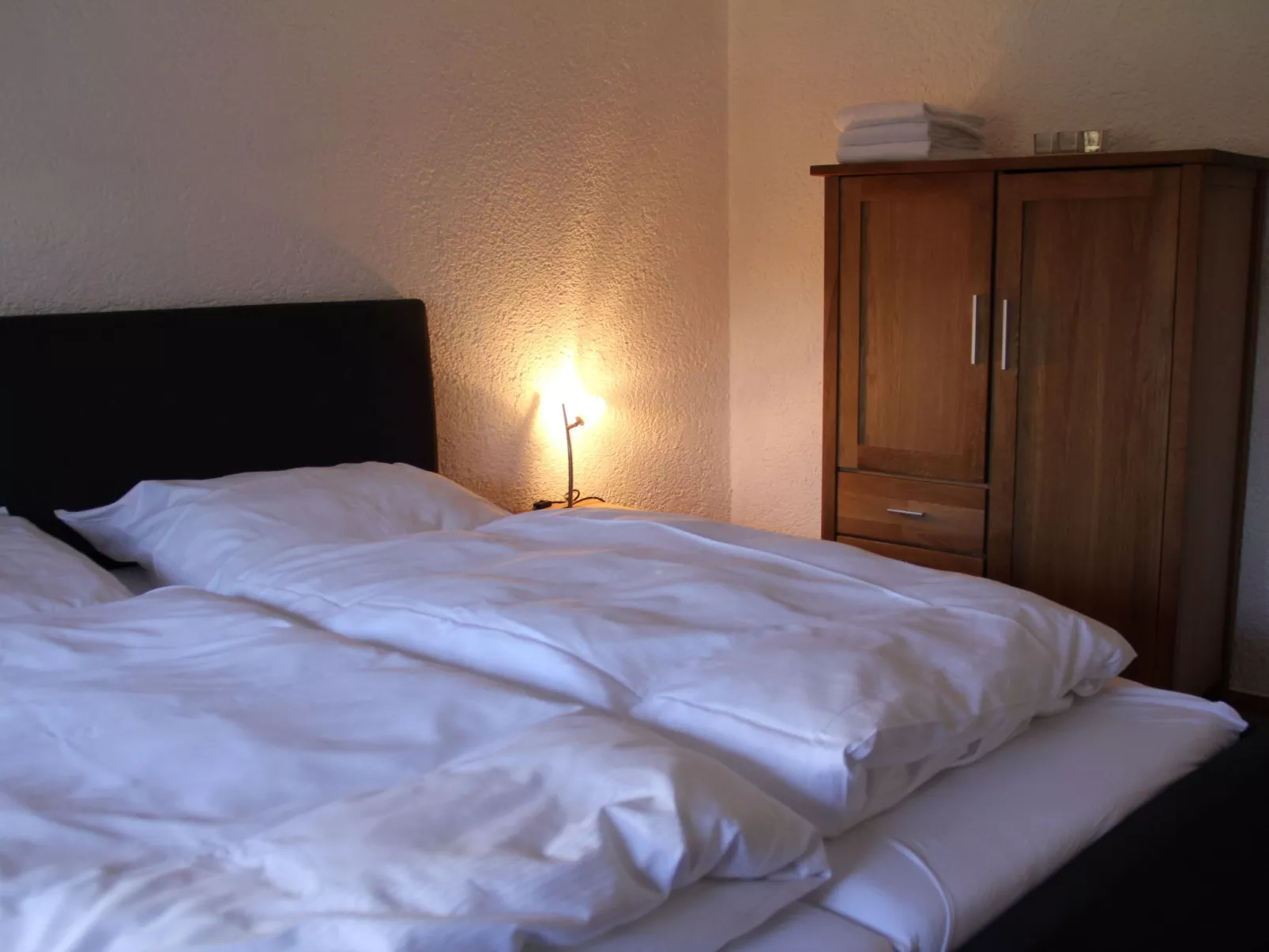 Fachwerkhaus mit Garten, Grill und Terrasse-Binnen