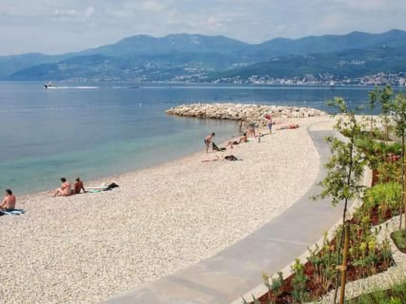 Wohnung in Rijeka mit Terrasse und Grill-Buiten