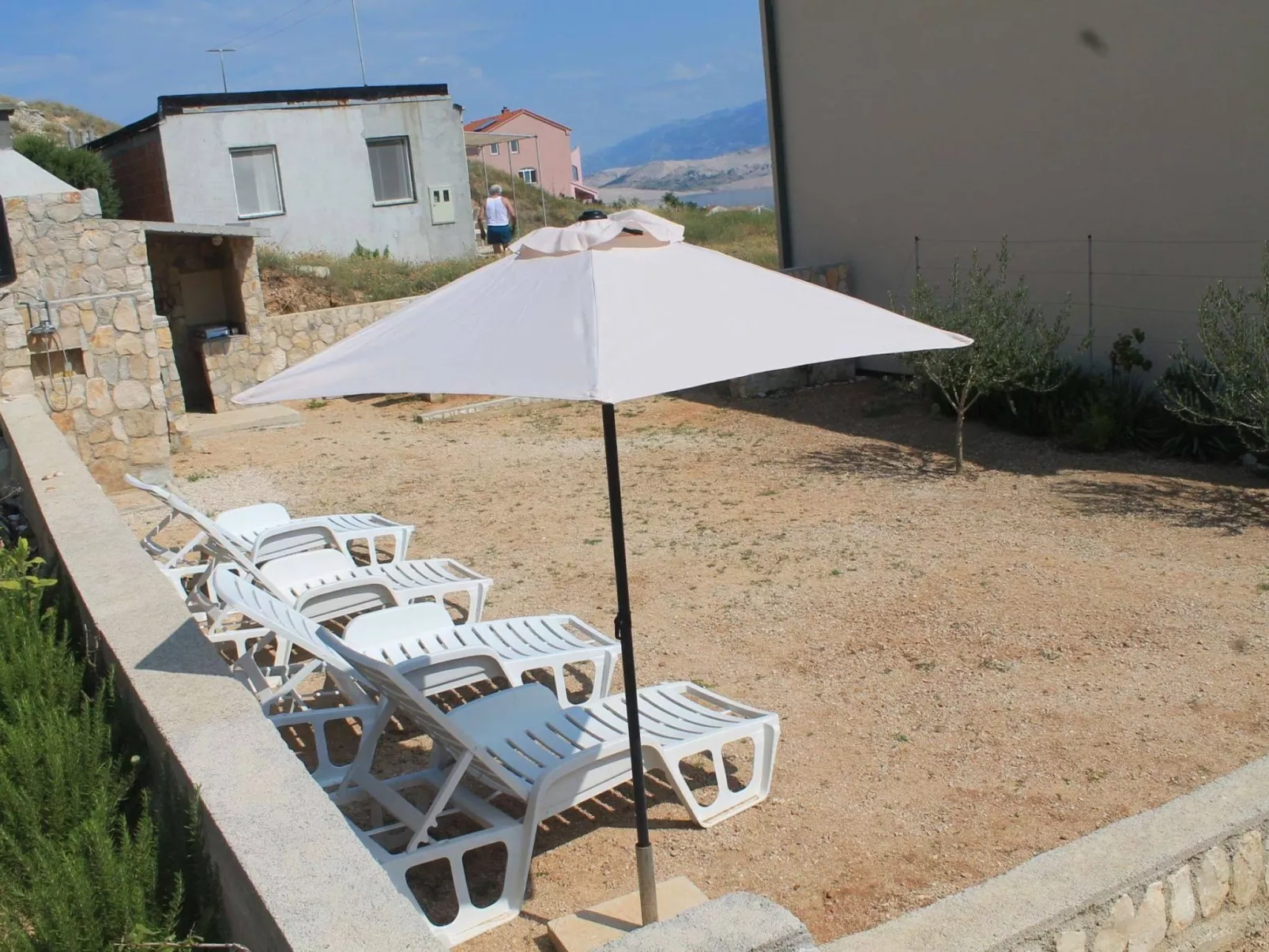 "Gubo2" mit Blick auf das Wasser-Buiten