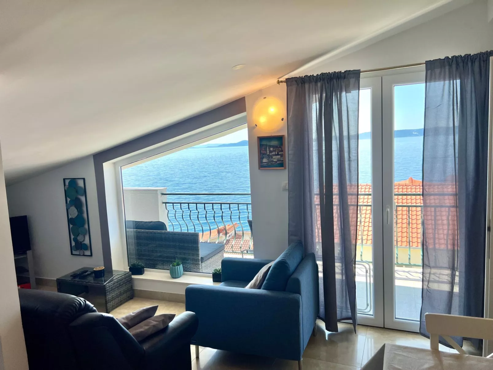 Mit Balkon und herrlichem Meerblick-Image-tags.info