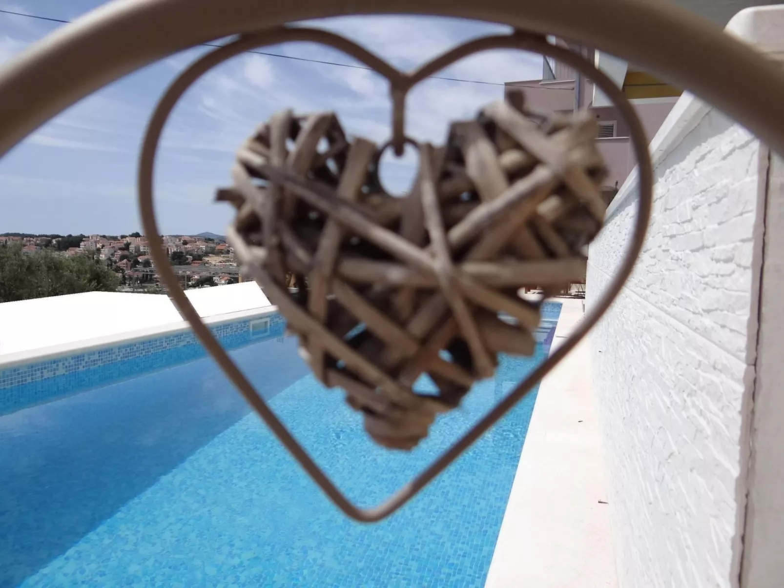 Beheiztes Schwimmbad, Familienferienwohnung-Buiten