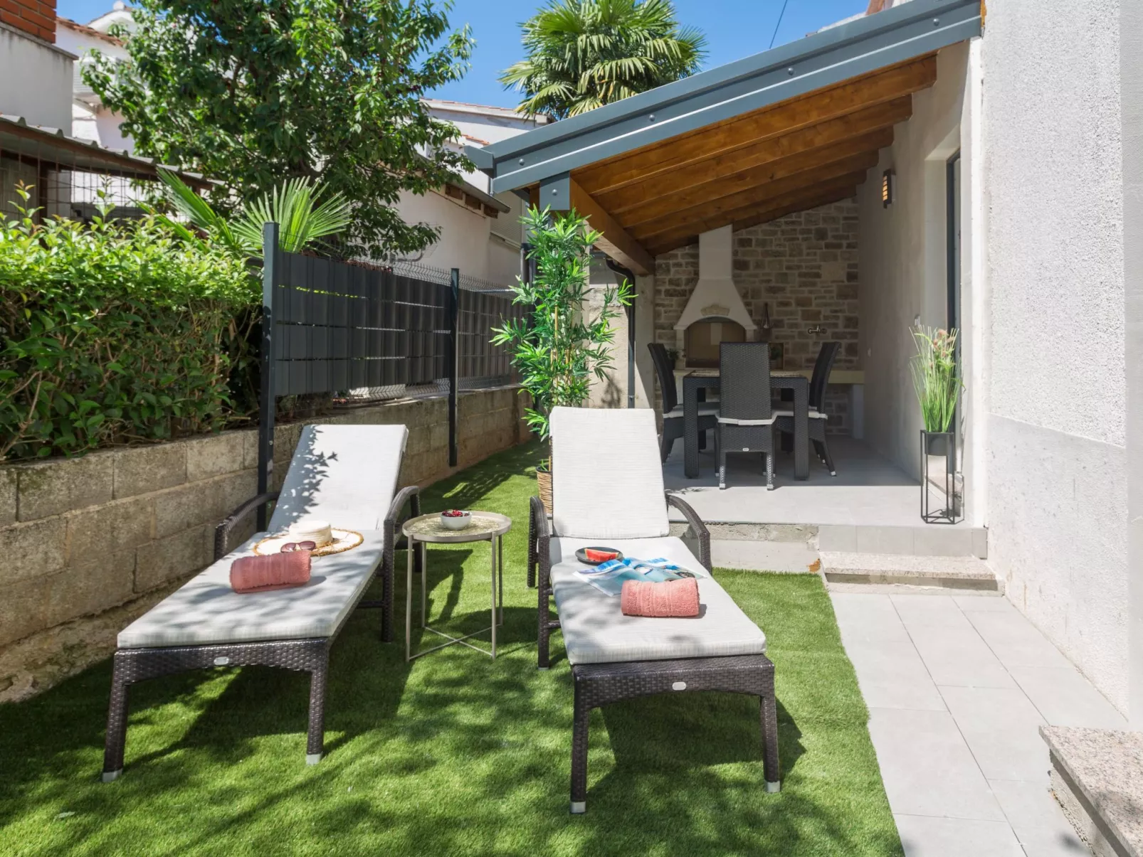 Residence Radovan 2-Buiten