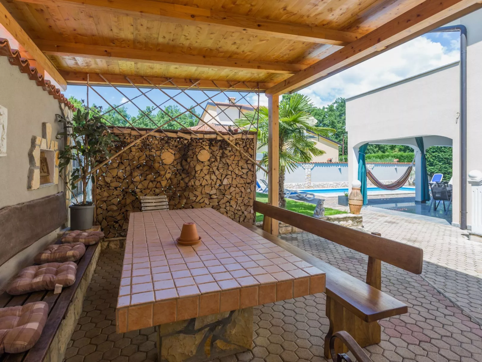 Appartement Dino-Buiten