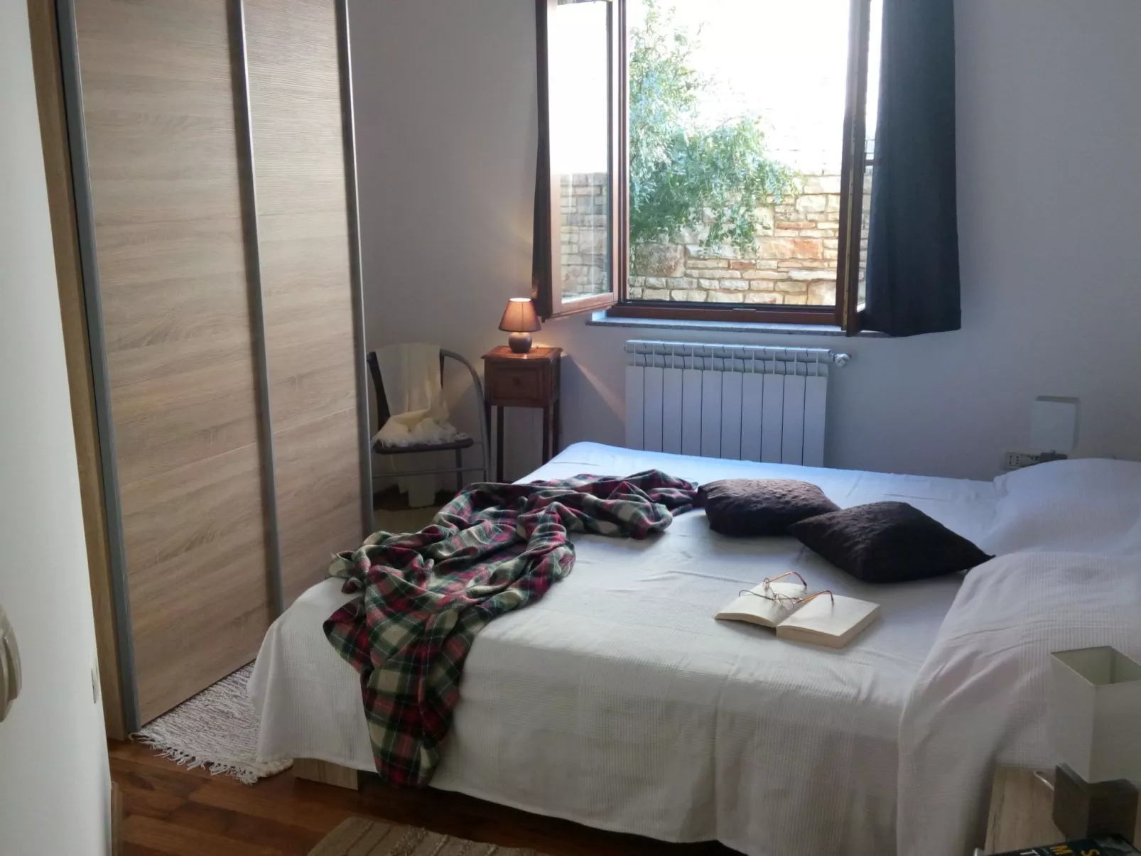 Gemütliches Ferienhaus mit Terrasse und Meerblick-Image-tags.info