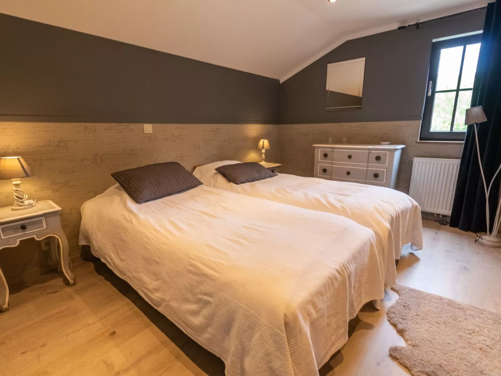 7p jacuzzi seeblick-Binnen