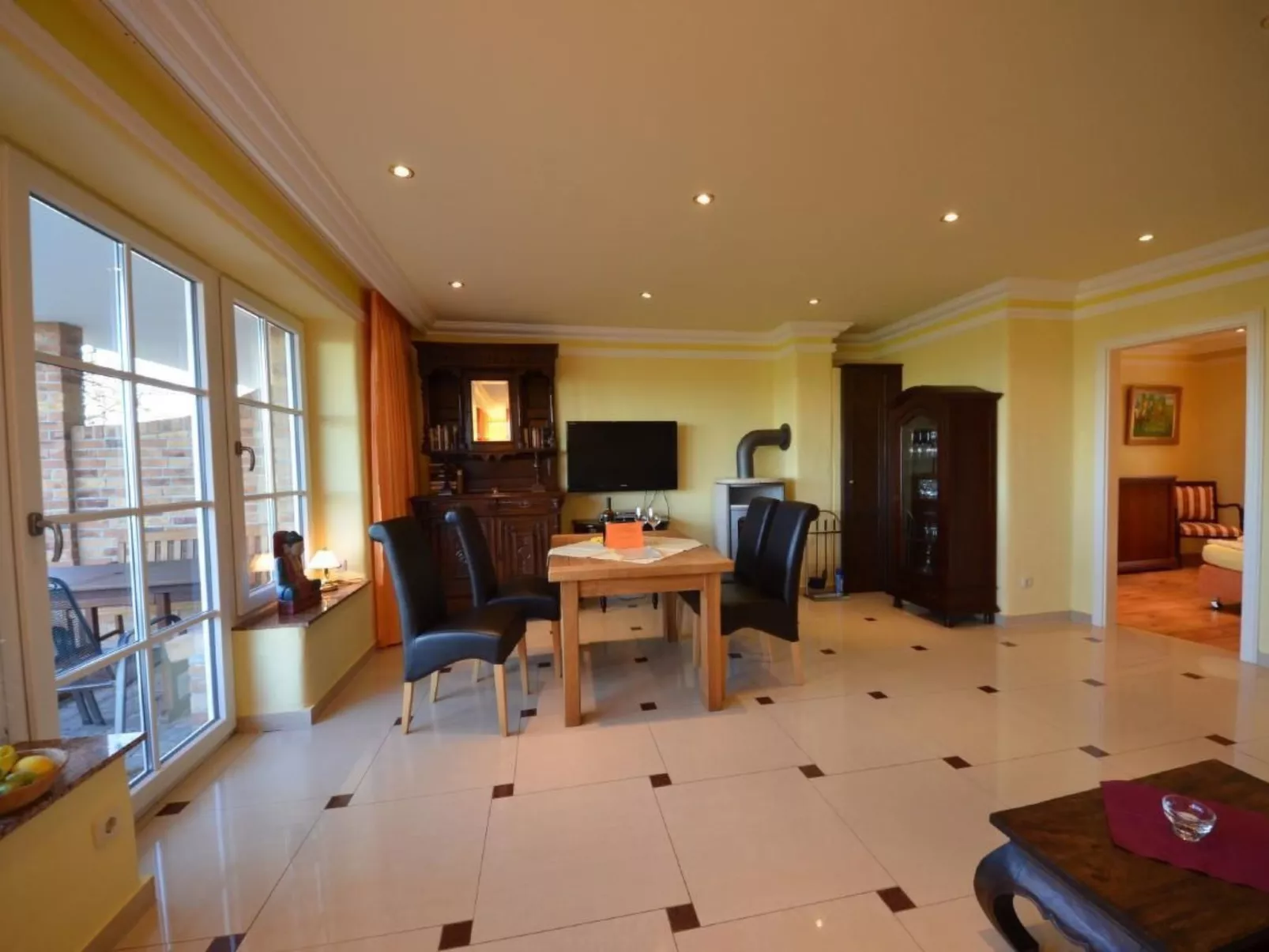 Wunderschönes Appartement mit Garten und Terrasse-Image-tags.info