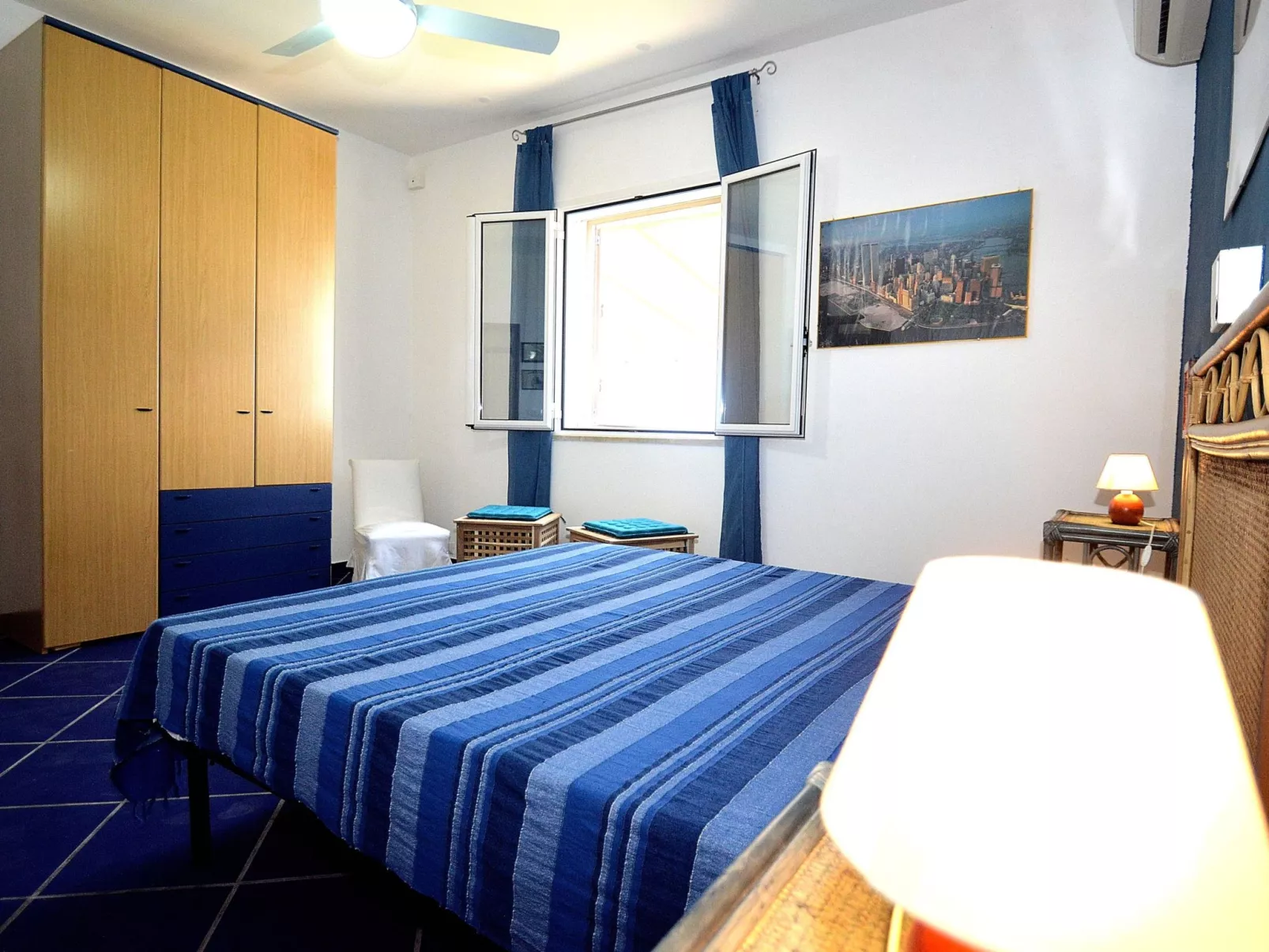 Mit Wasserblick-Binnen