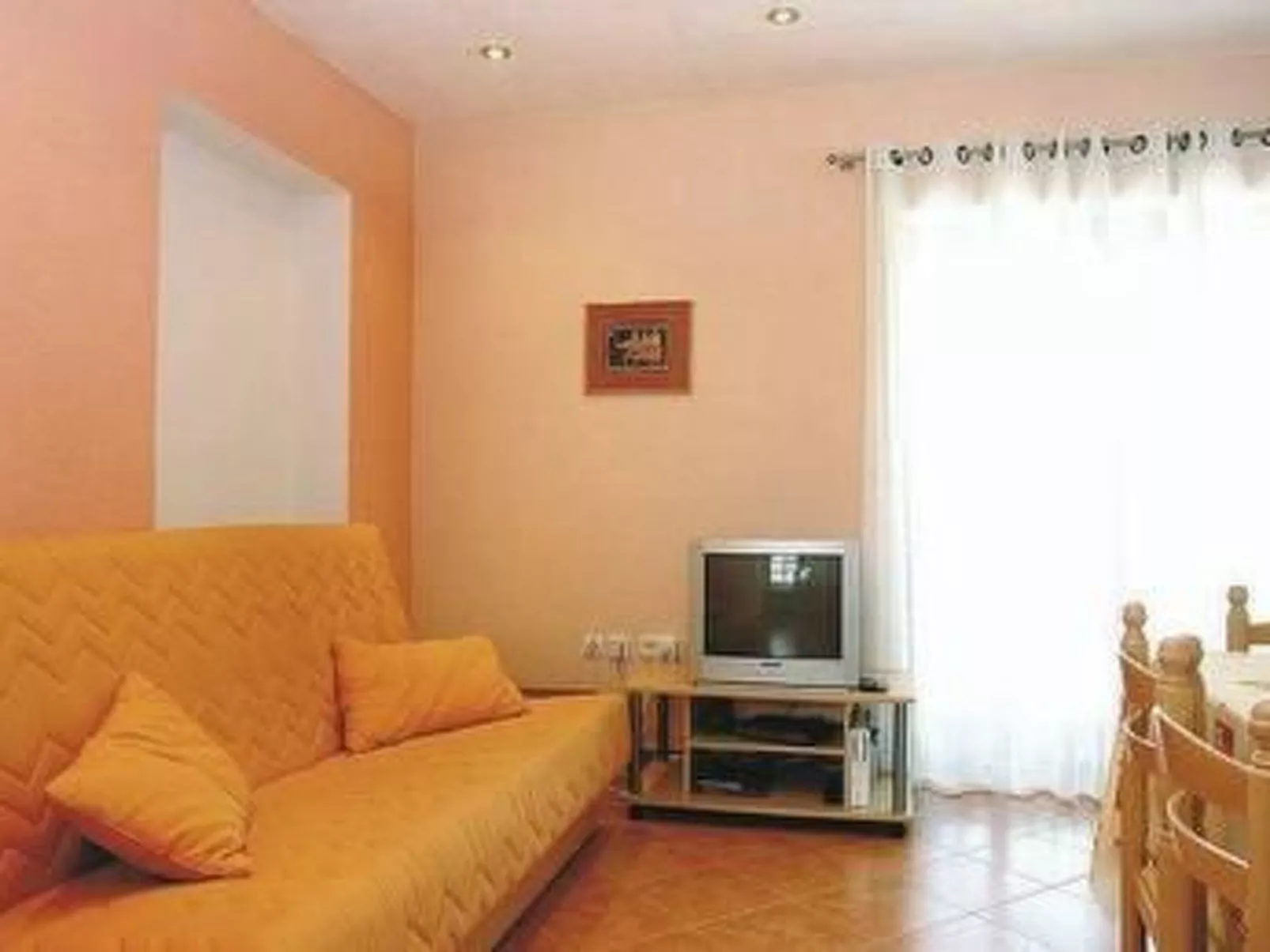 In Buje mit Barbecue-Binnen