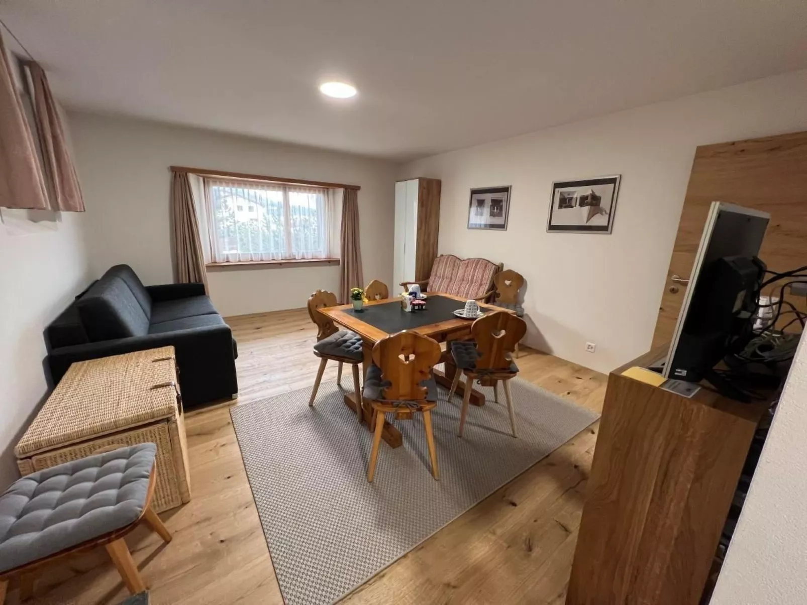 Chesa Tarnuzzer - ÖV-Binnen