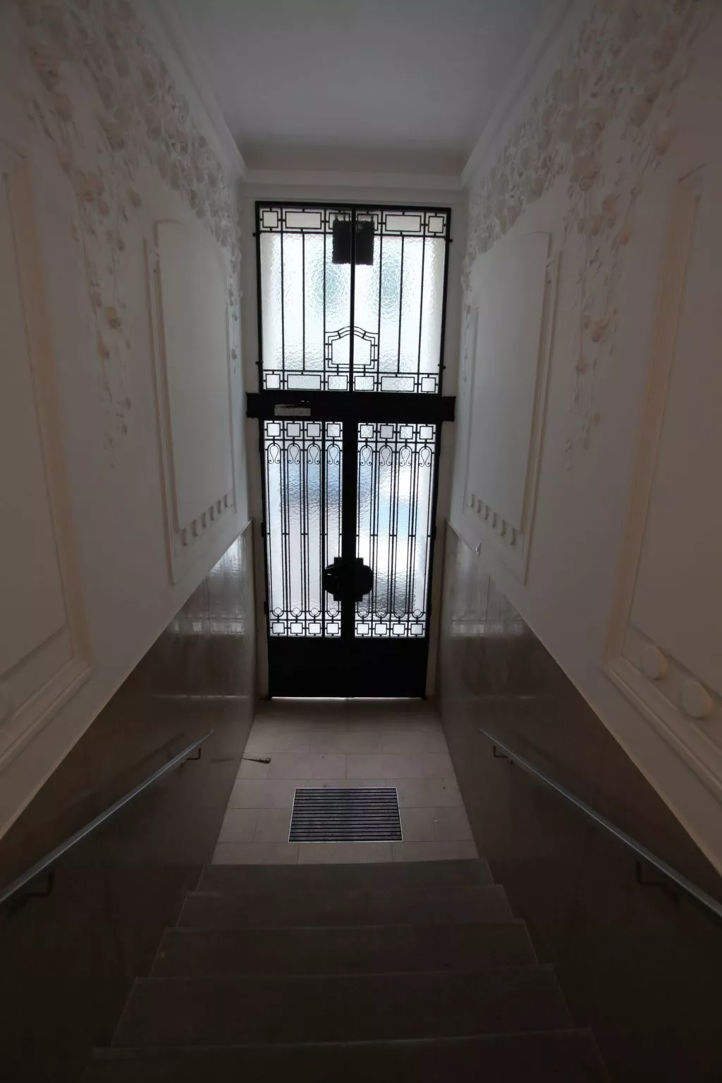 Moderne Stadtwohnung-Binnen