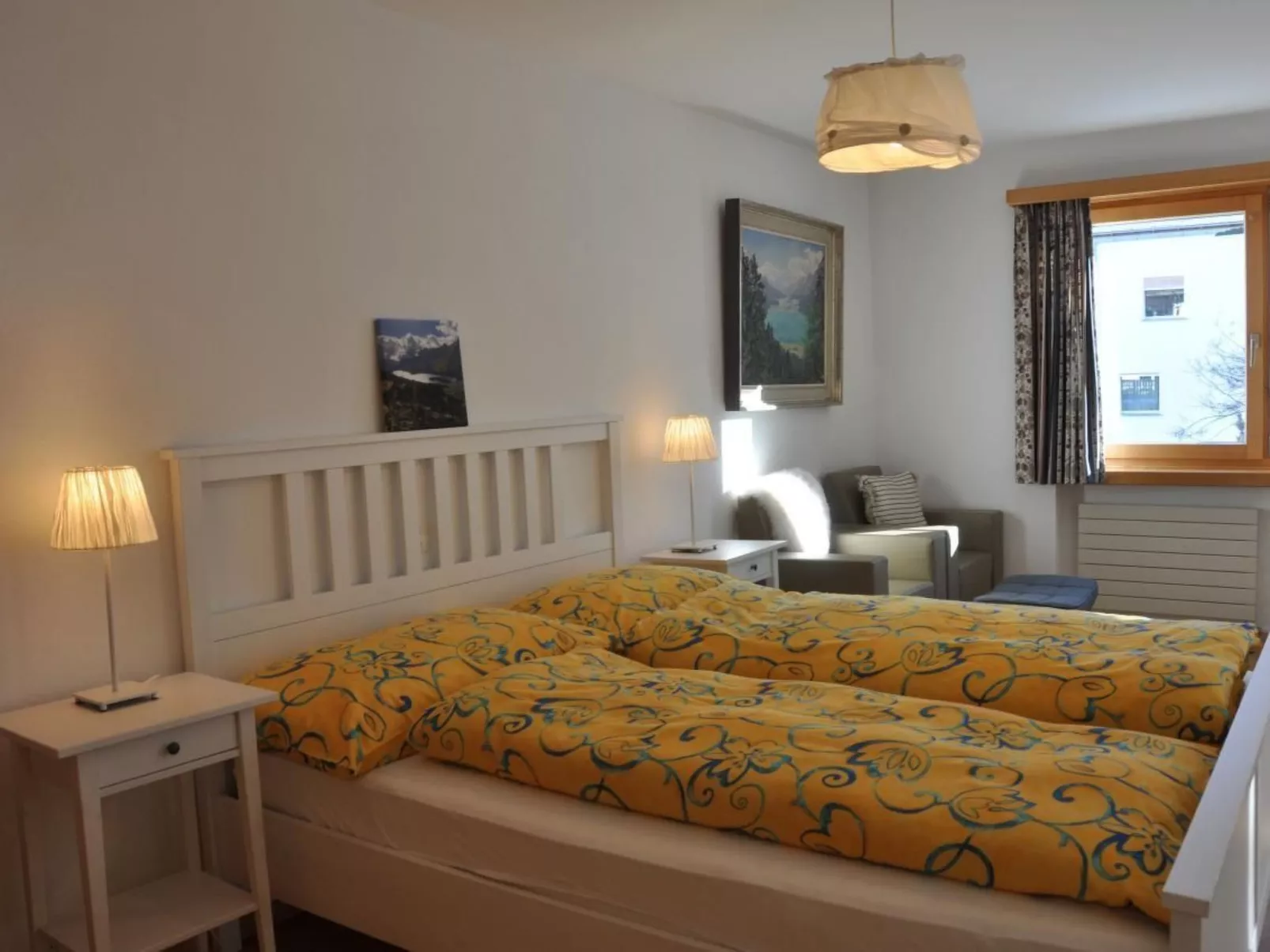 Chesa Sunasain V5-Binnen