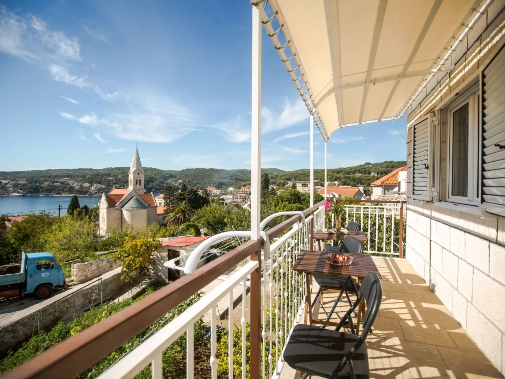 Unabhaengige Ferienwohnung in Sumartin mit Grill-Buiten