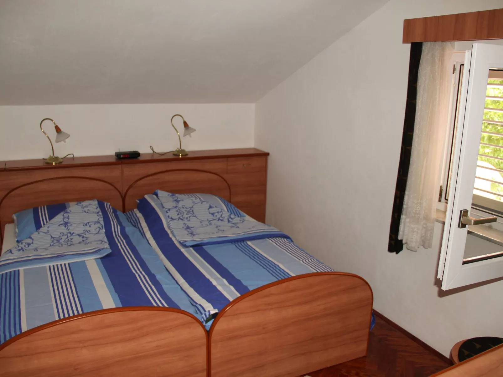 Appartement in Malinska mit Großer Terrasse-Binnen