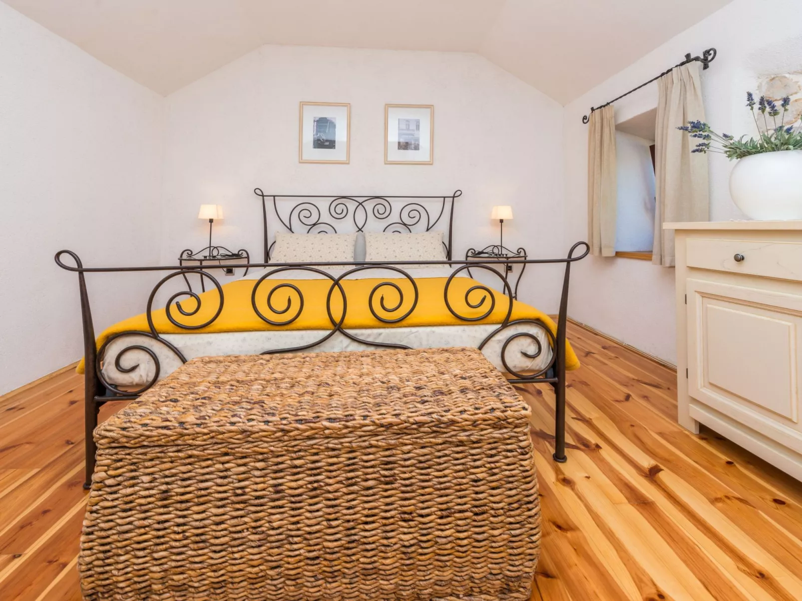 In Sukošan mit Privatem Garten-Binnen