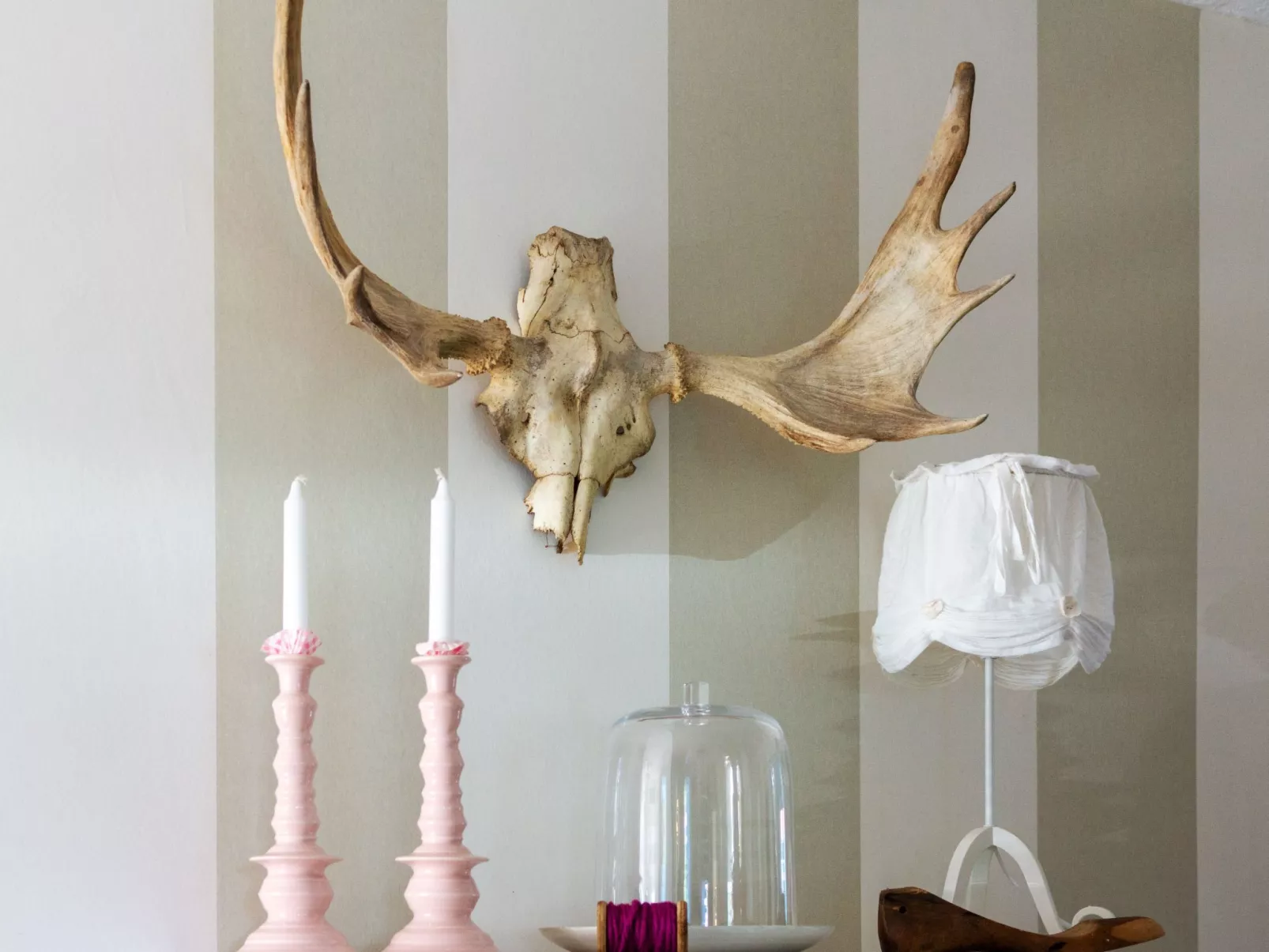 Ella-Image-tags.info