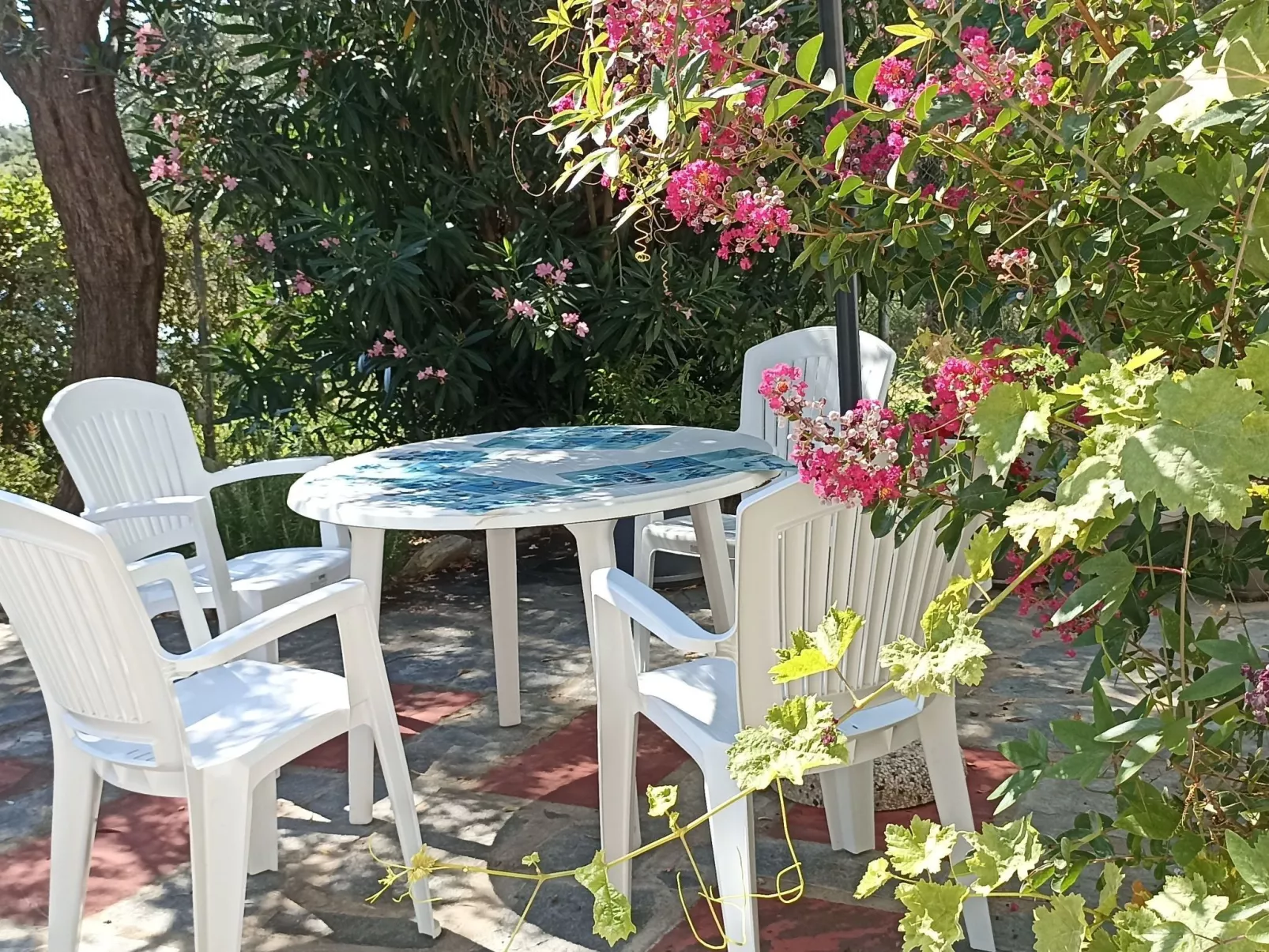 "Villa siesta" in Strandnähe-Buiten